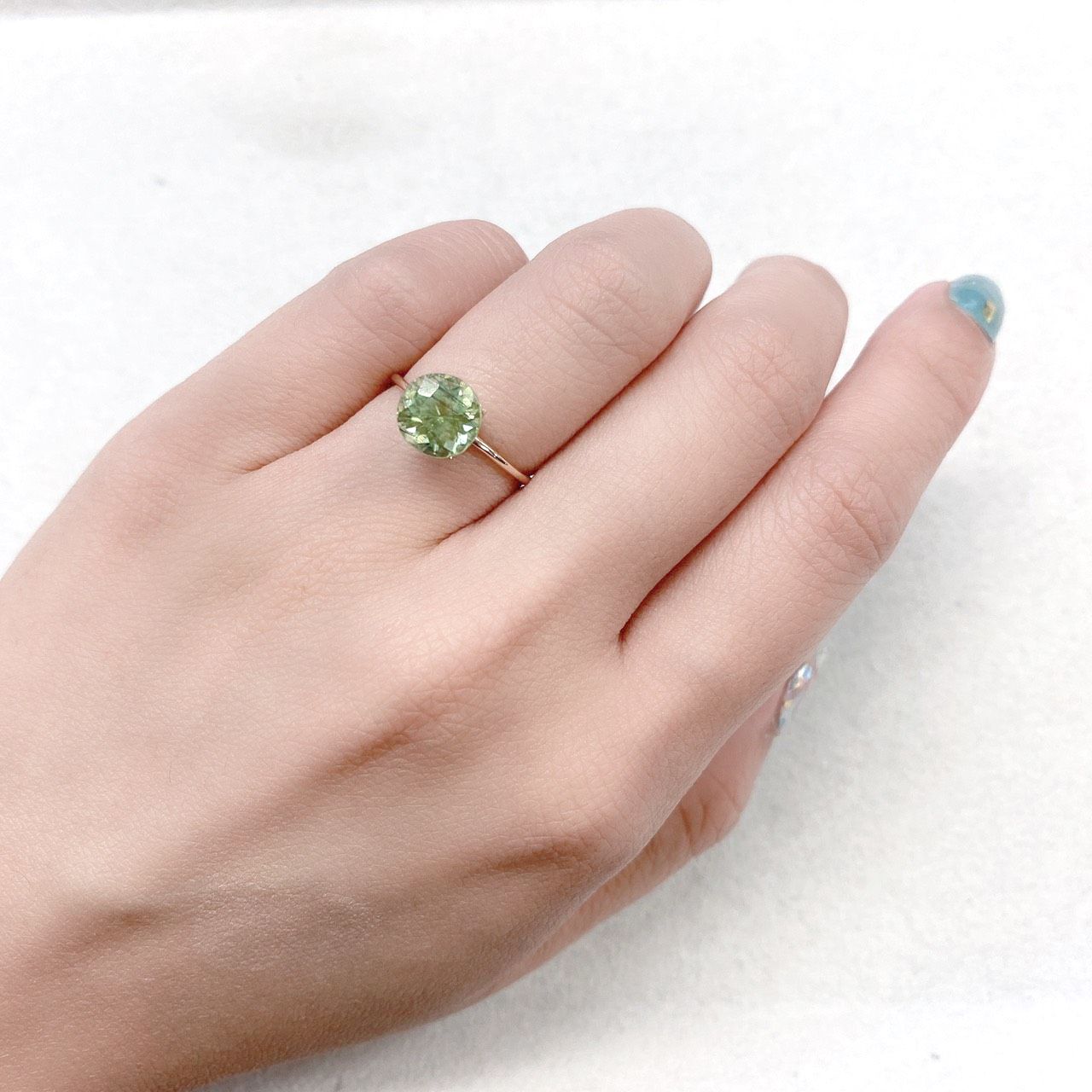 ルドウィジャイトインペリドット(宝石名ルドウィジャイトインペリドット)パキスタン産 2.16ct 識別済[231224377]7.7x7.7mm前後