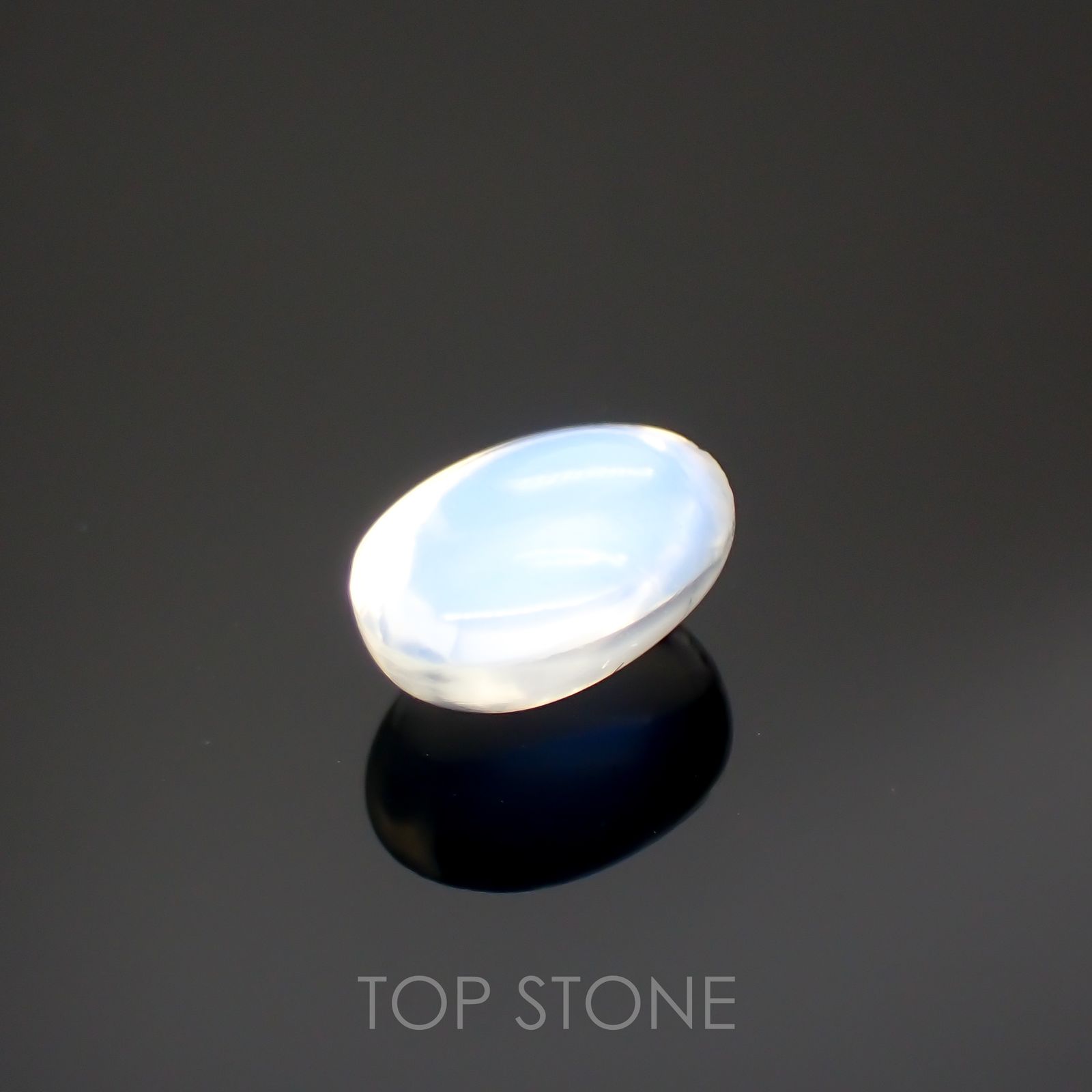 ムーンストーン(宝石名ムーンストーン) インド/スリランカ産 1.21ct 識別済[210812754]7.9×5.9mm前後