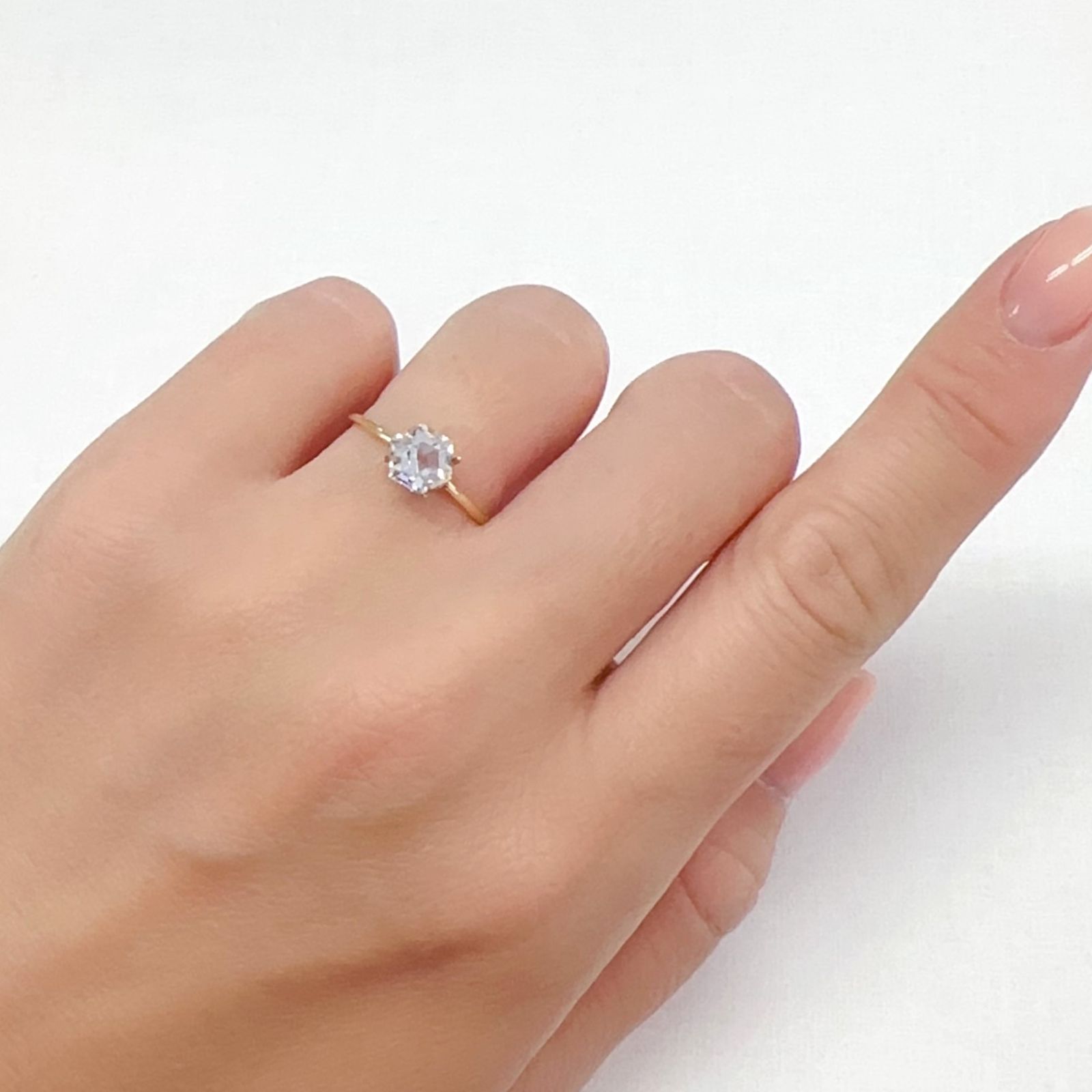 ◇ヘキサゴンカット◇レムリアンシードクリスタル(保証シール付き) ブラジル産 0.94ct[240326838]6x6mm前後