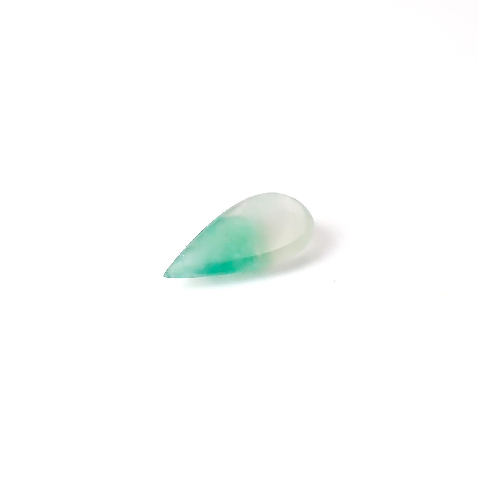 エメラルドインクォーツ ブラジル産 3.95ct / 17.4x8.5mm前後 [260432036]