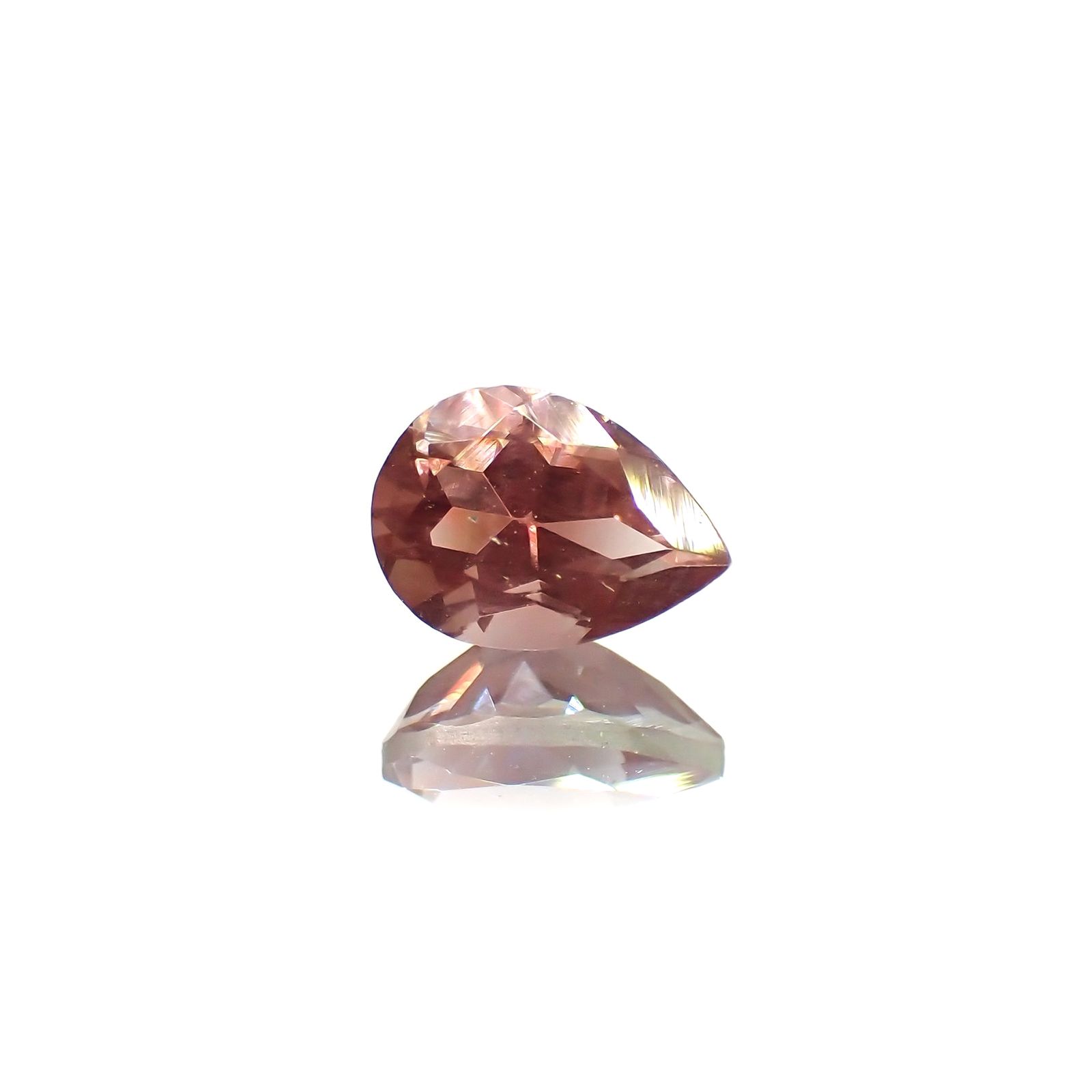 オレゴンサンストーン(宝石名ラブラドライト)アメリカ・オレゴン州産 識別済 0.72ct / 7x5mm前後 [231023903]