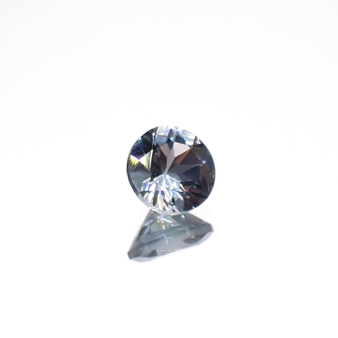 グレースピネル タンザニア産 0.41ct[230421539]4.4x4.4mm前後