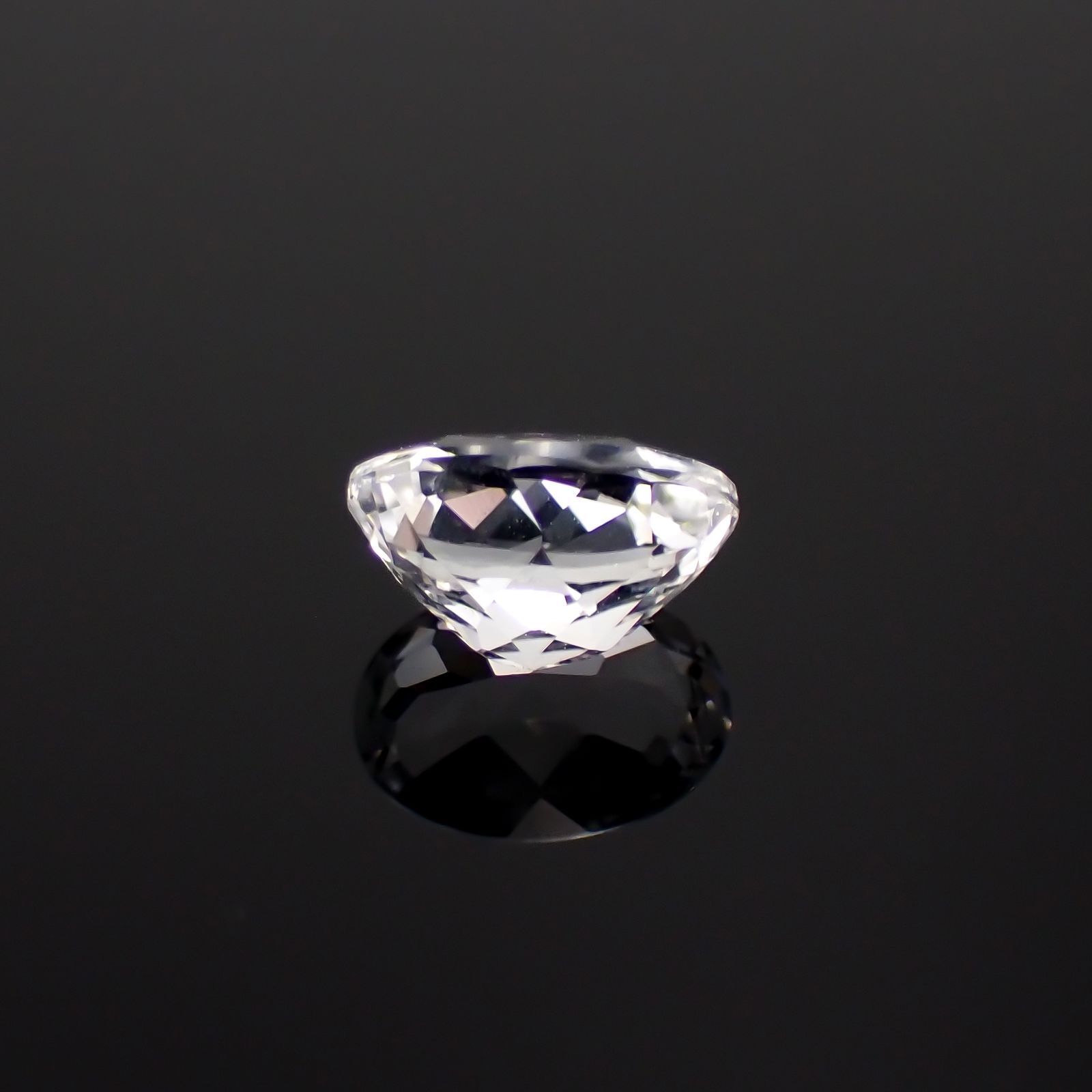 フェナカイト(宝石名フェナカイト)ブラジル産 0.70ct 識別済[230923400]6.5x4.4mm前後