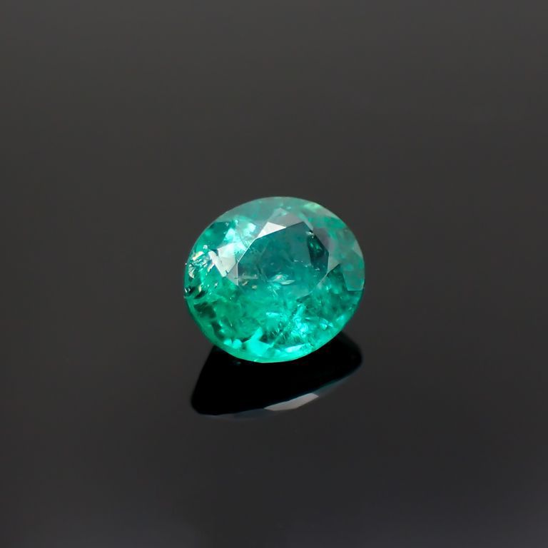 パライバトルマリン(宝石名トルマリン/別名パライバ・トルマリン)ブラジル・パライバ州バターリャ鉱山産 0.49ct GIA鑑付[221018800]5.3x4.6mm前後