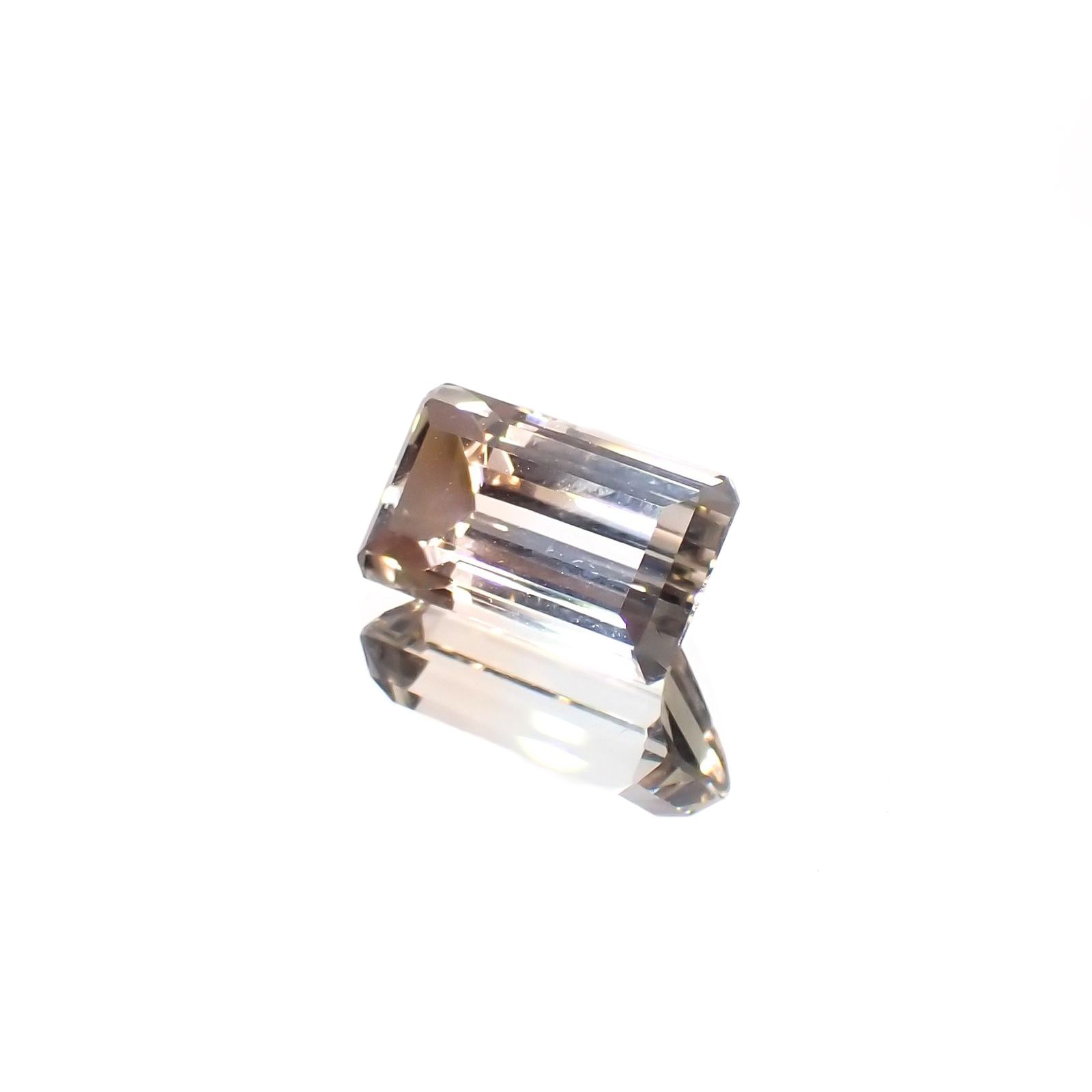 バイカラートパーズ ウクライナ産 2.46ct / 9.3x5.5mm前後 [231224891]