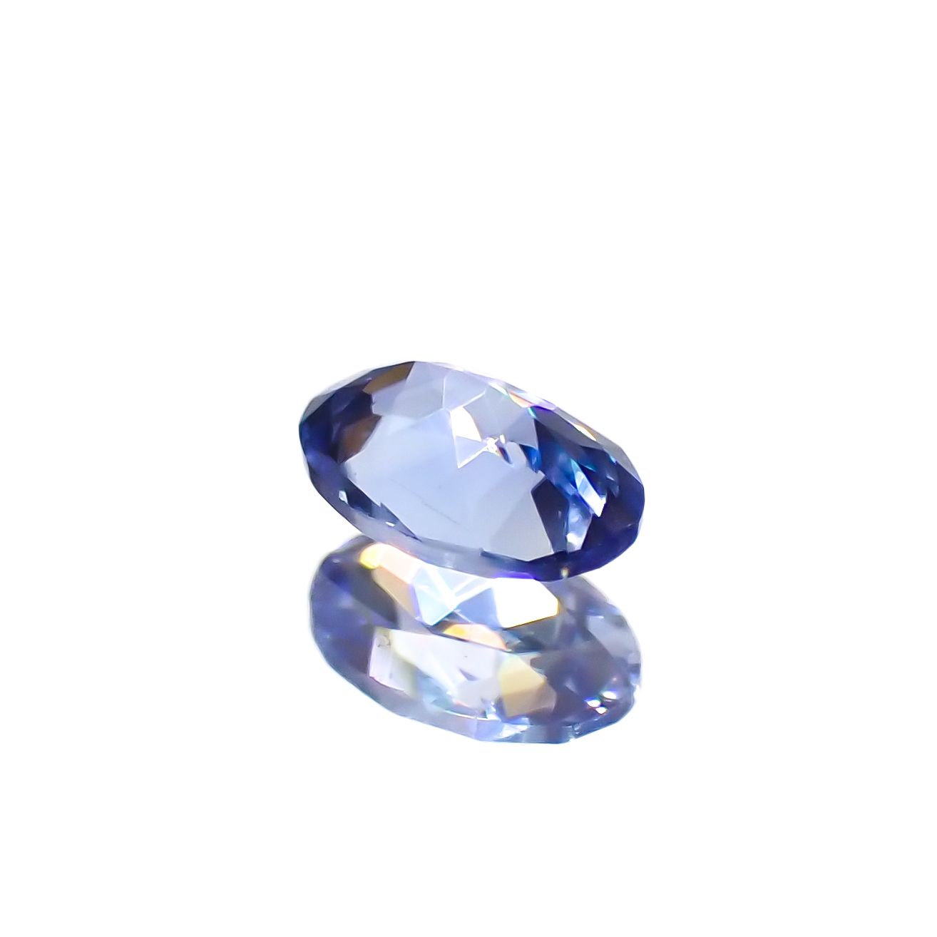ベニトアイト(宝石名ベニトアイト)アメリカ・カリフォルニア州産 0.096ct 識別済[230823205]3.4x2.3mm前後