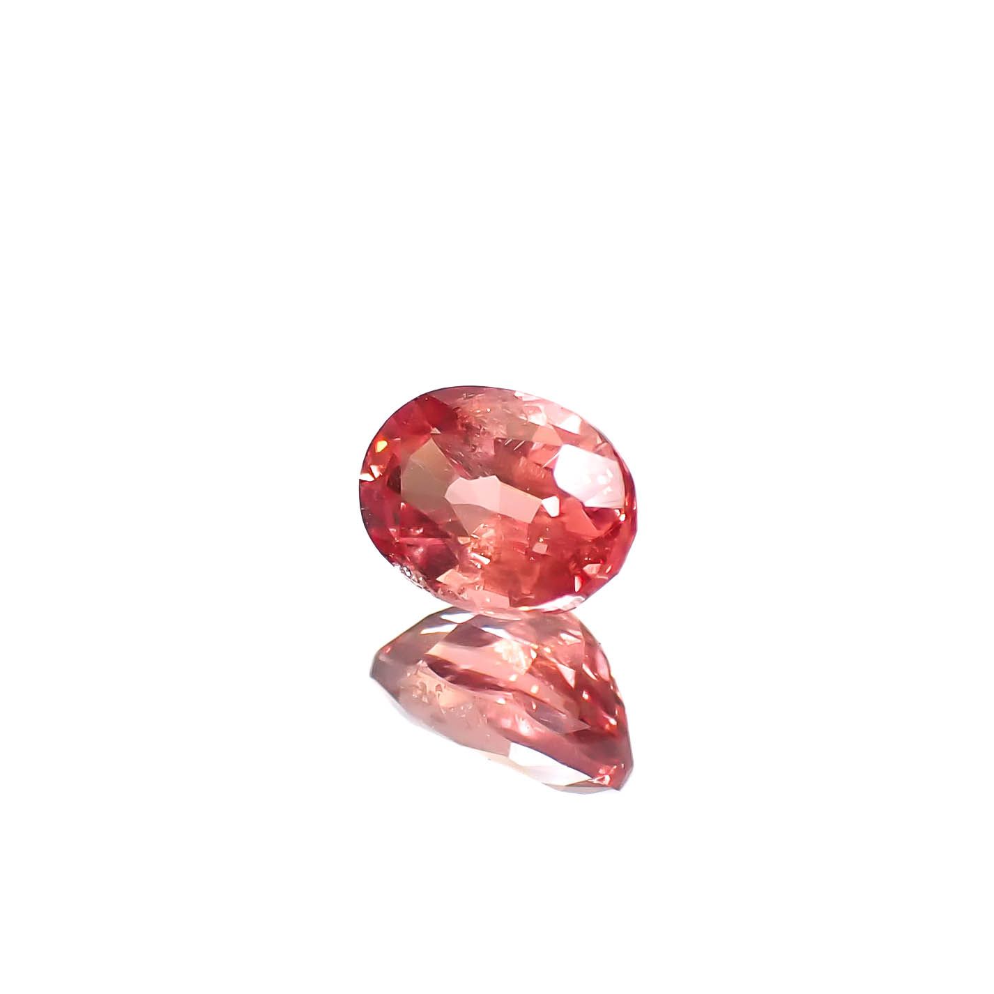 オレンジスピネル タンザニア産 0.41ct [250530342]5x3.5mm前後