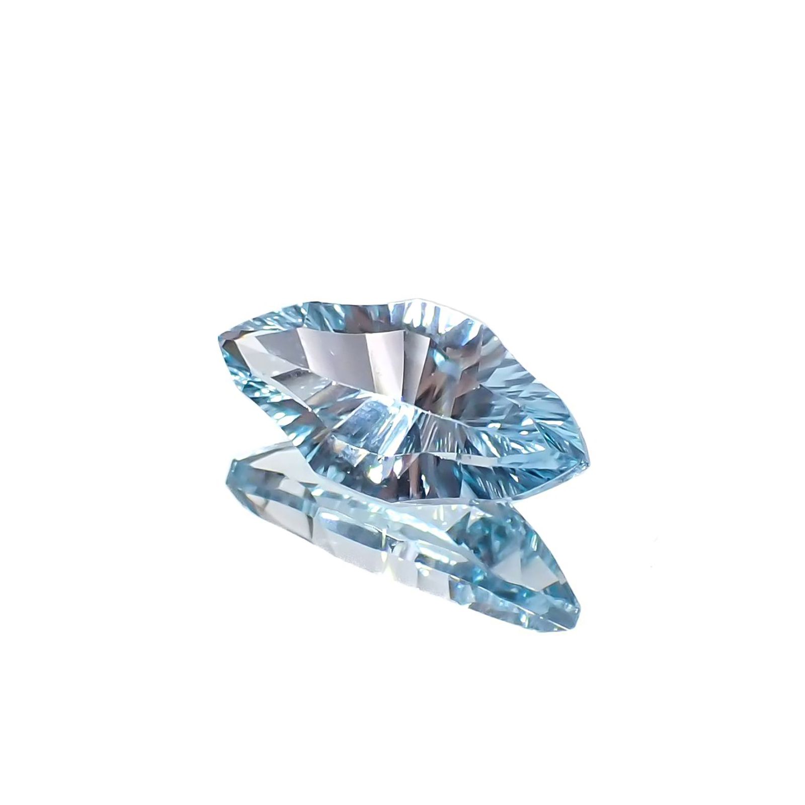 ◇カスタムカット◇ブルートパーズ ブラジル産 2.94ct [251219367]14.2x6.9mm前後