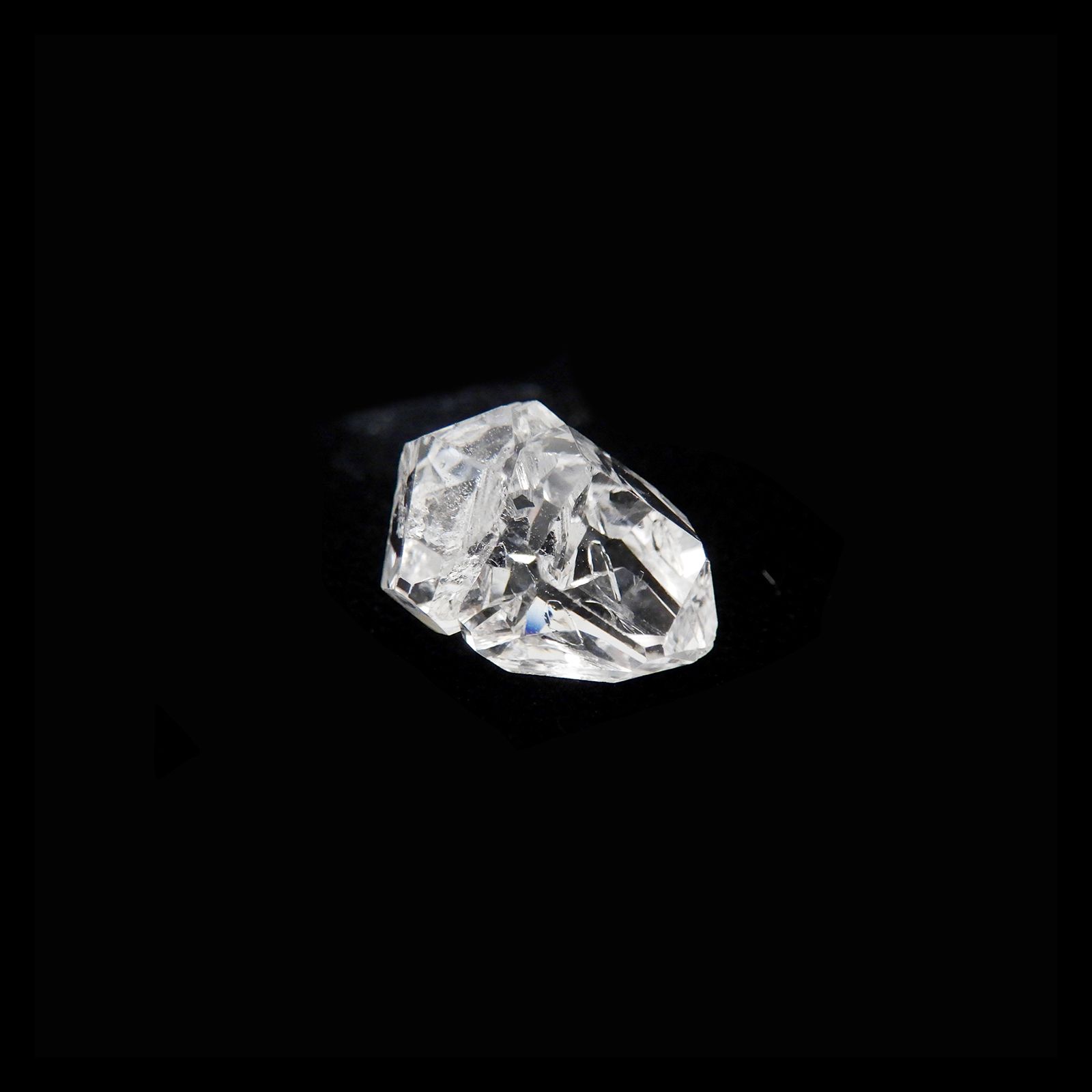 ハーキマーダイヤモンド 原石 アメリカ・ニューヨーク州産 5.71ct[240125366]12.9x10.8mm前後