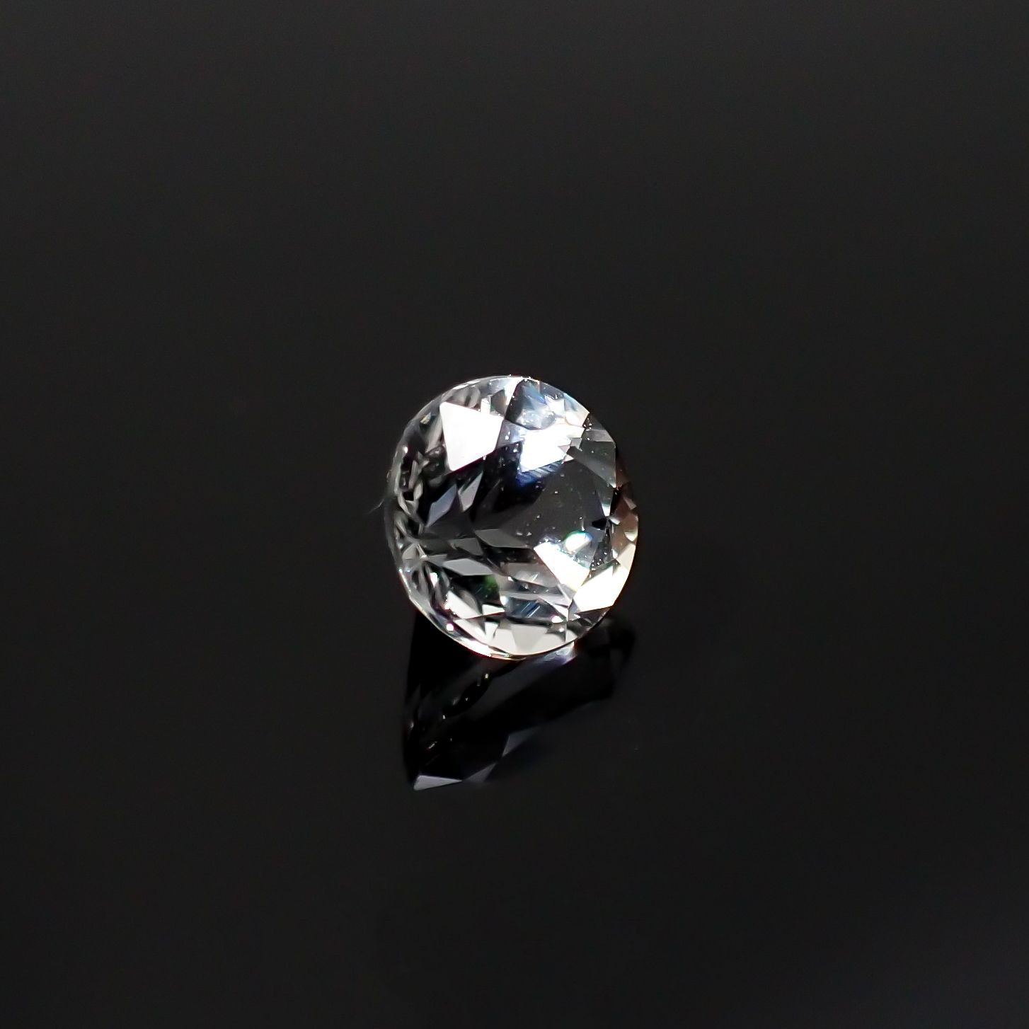 アクロアイト(宝石名トルマリン)ナイジェリア産 0.52ct 識別済[220616246]4.9x4.8mm前後