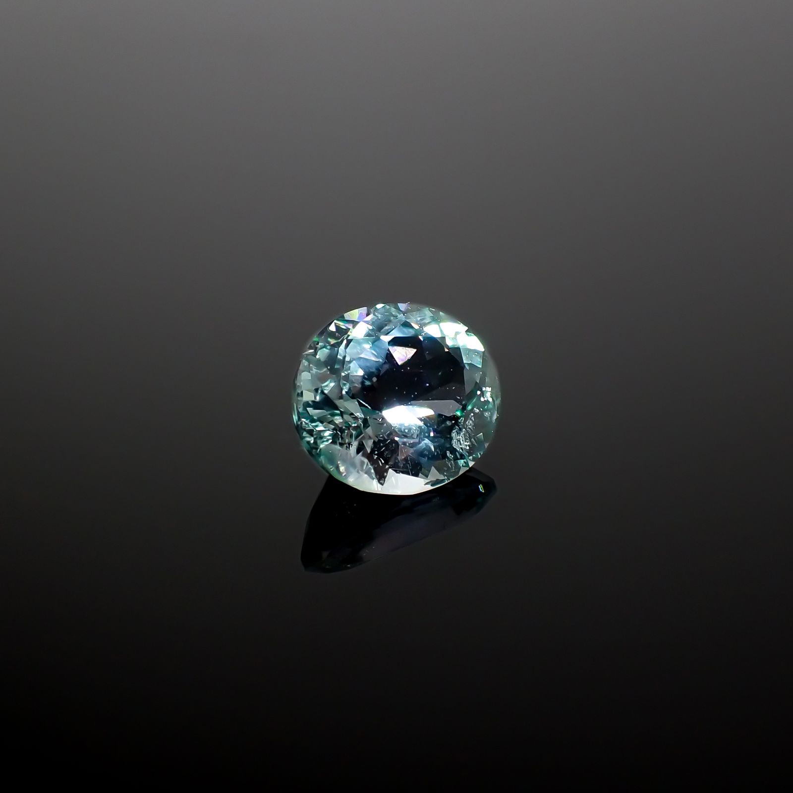ブルーグリーンコーネルピン タンザニア産 1.15ct[240327011]7.2x6.1mm前後