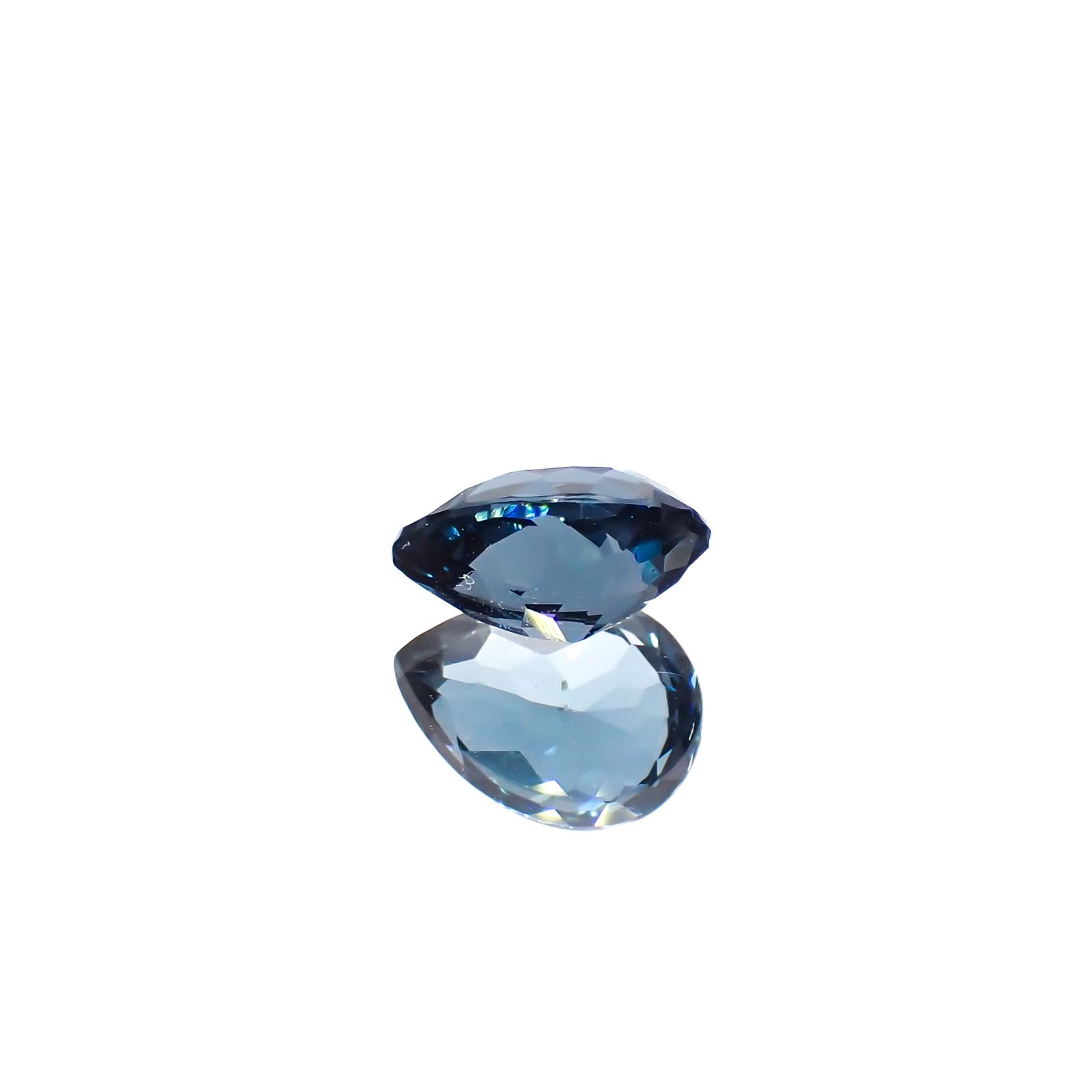 ロンドンブルートパーズ ブラジル産 2.04ct[240326798]9x6.7mm前後