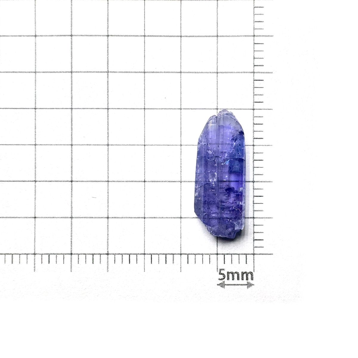タンザナイト 原石(宝石名タンザナイト)タンザニア産 4.64ct 識別済[231224913]17.3x6.6mm前後