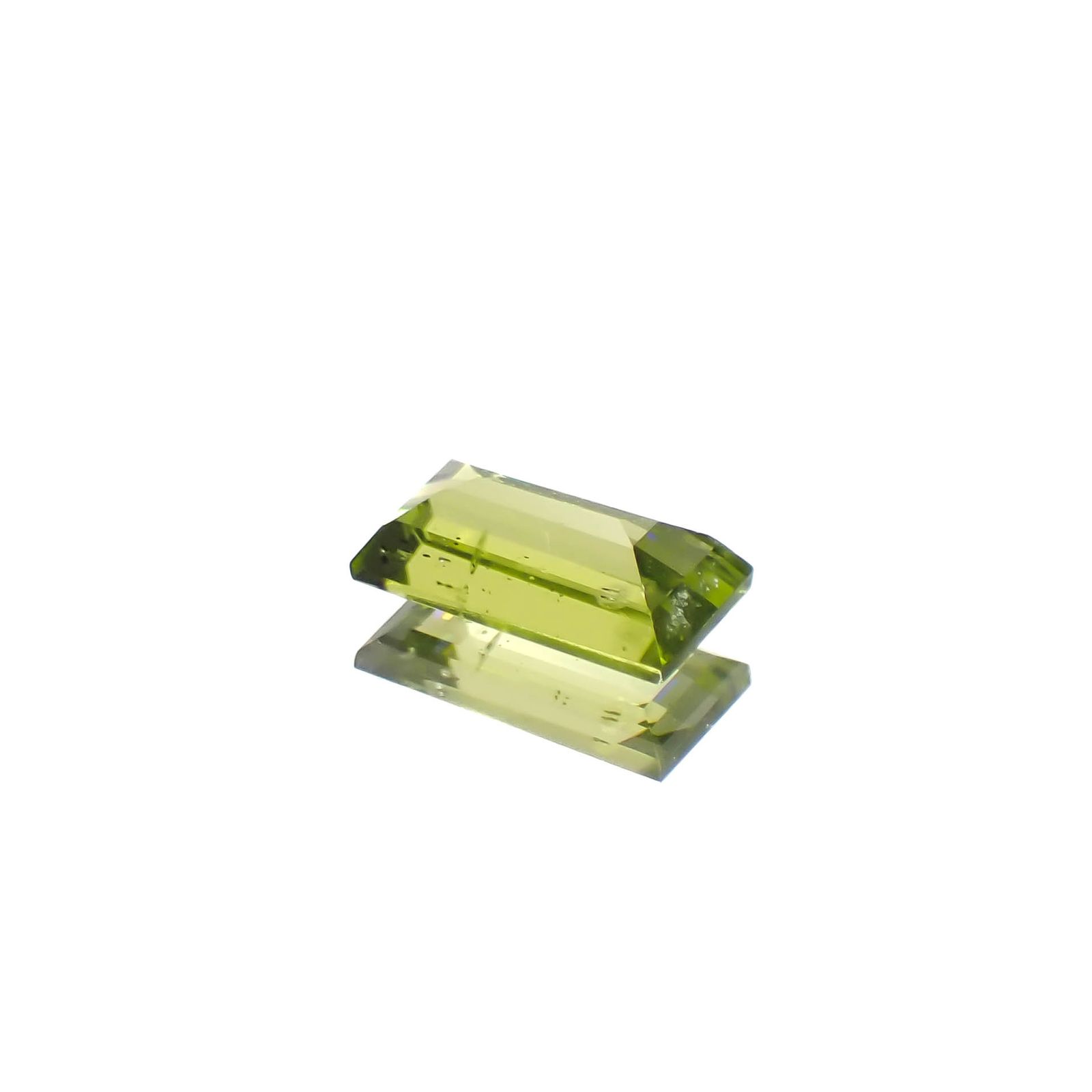 ブラックリリーパッドペリドット アメリカ・アリゾナ州産 1.13ct[240627937]8.1x4.2mm前後