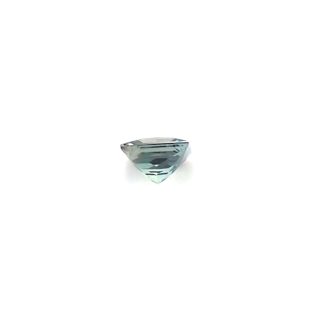 ◇プリンセスカット◇アレキサンドライト ブラジル産 EmeraldMains社製 0.089ct / 2.4x2.4mm前後 [260131568]