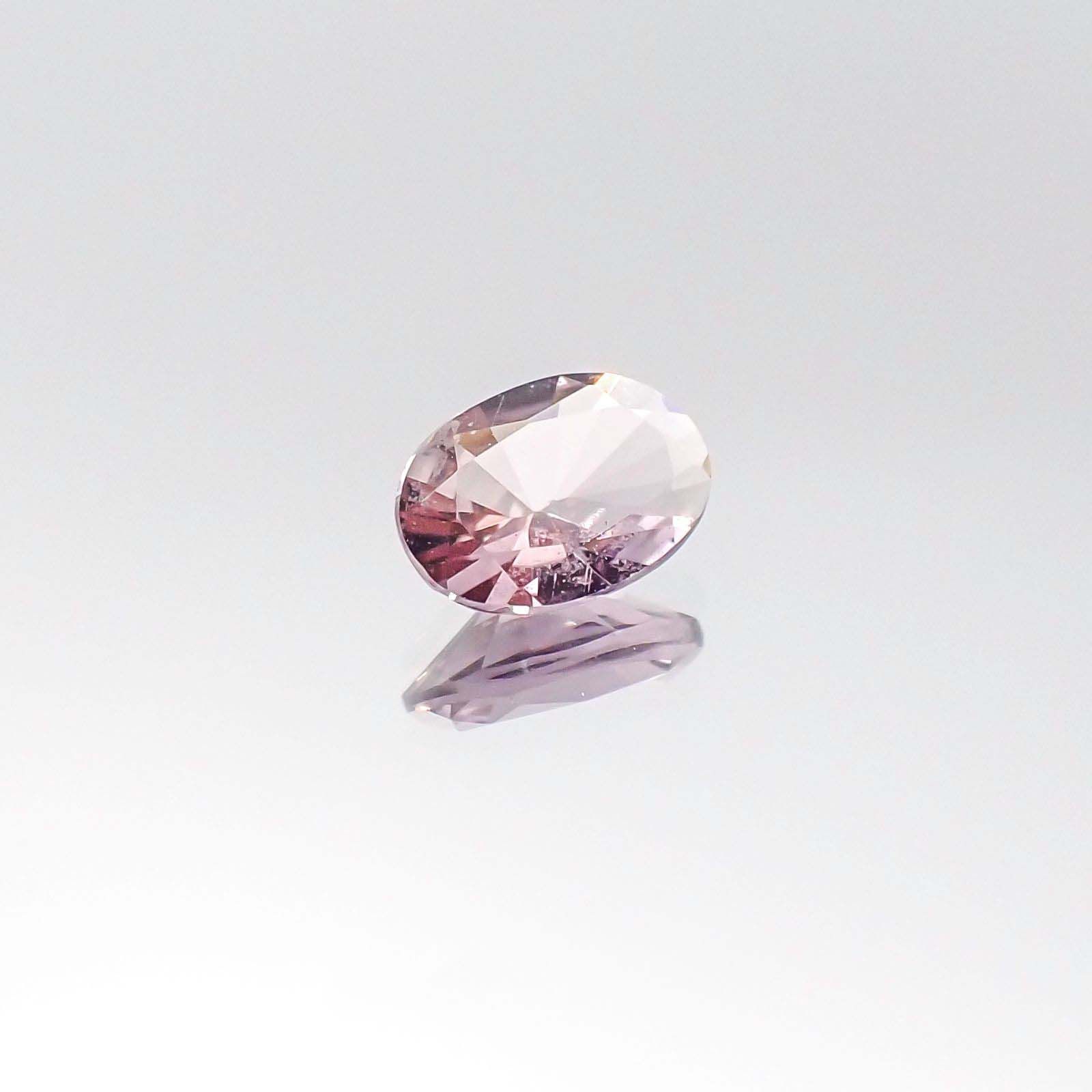 マリアライト(宝石名パープル・スキャポライト)タンザニア産 0.54ct 識別済[230722924]6.9x4.7mm前後
