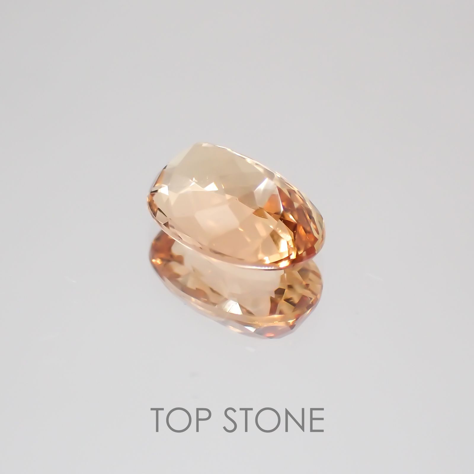 インペリアルトパーズ ブラジル産 ルース 1.48ct[20032027]8.6×6mm前後