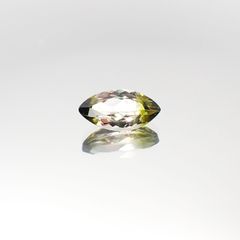 バイカラートルマリン(宝石名バイカラー・トルマリン)ブラジル産 0.84ct 識別済[230622363]9x4.6mm前後