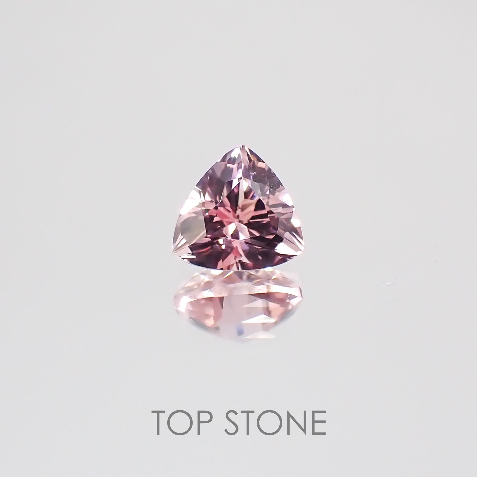 ピンクトルマリン(宝石名ピンク・トルマリン) ナイジェリア産 0.944ct ソ付(彩珠)[20129060]6.5×6.3mm前後
