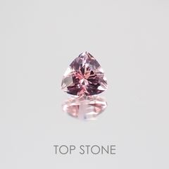ピンクトルマリン(宝石名ピンク・トルマリン) ナイジェリア産 0.944ct ソ付(彩珠)[20129060]6.5×6.3mm前後