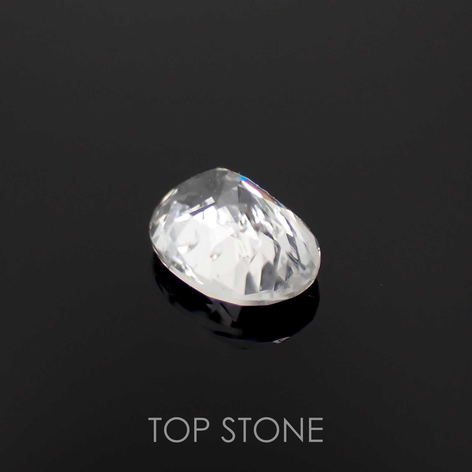 フェナカイト(宝石名フェナカイト)マダガスカル/ブラジル産 0.64ct 識別済[221119136]6.5x4.7mm前後