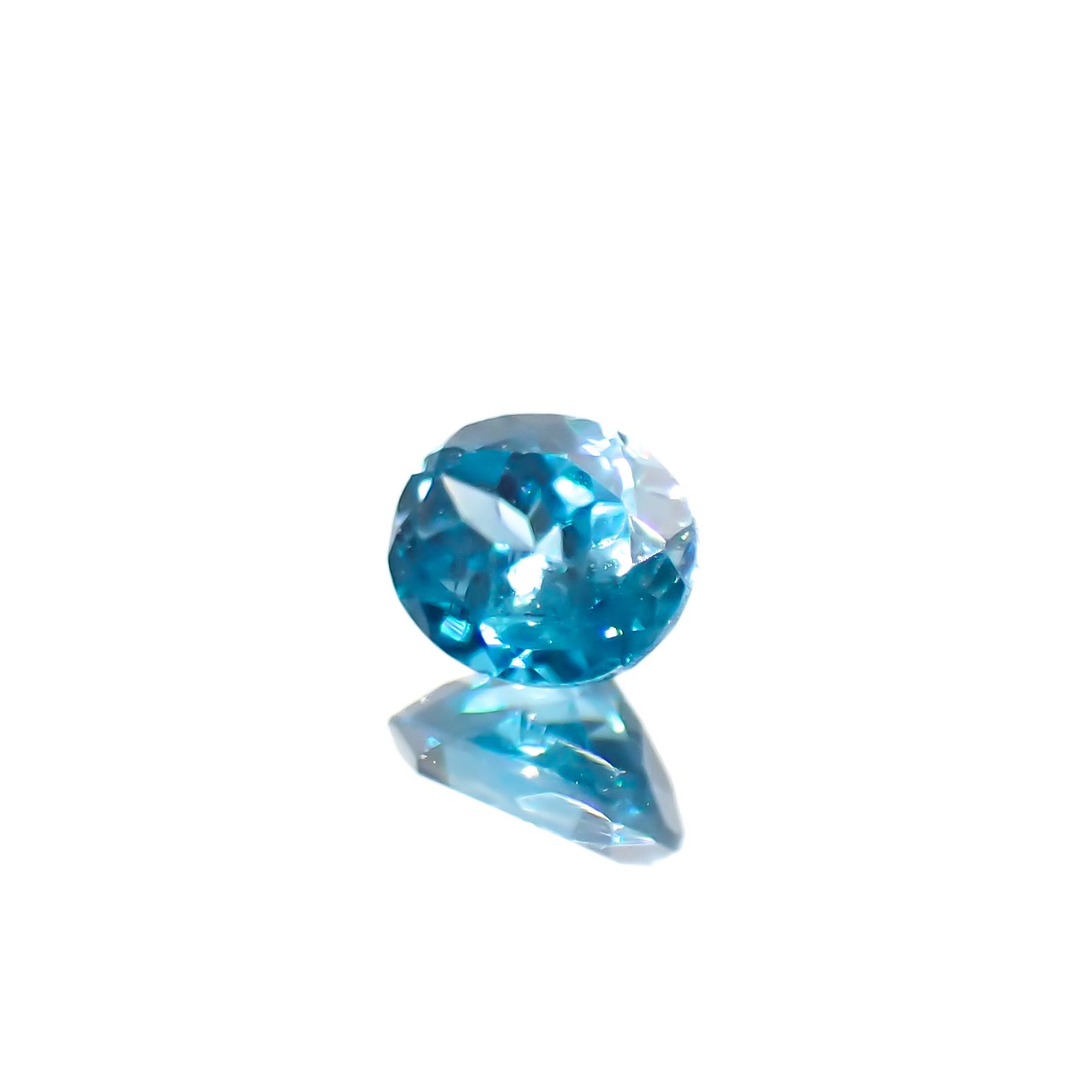ブルージルコン カンボジア産 0.56ct[240728510]5.1x4.1mm前後