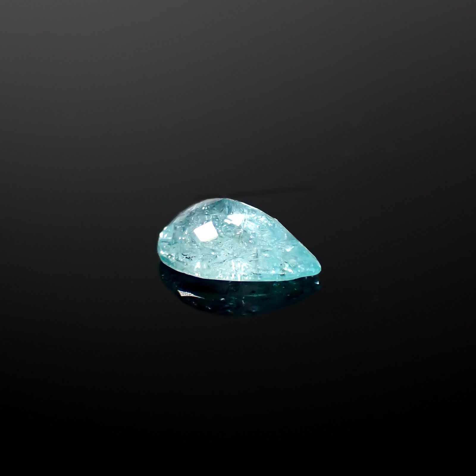 パライバトルマリン モザンビーク産 0.60ct[240928769]7.2x4.9mm前後