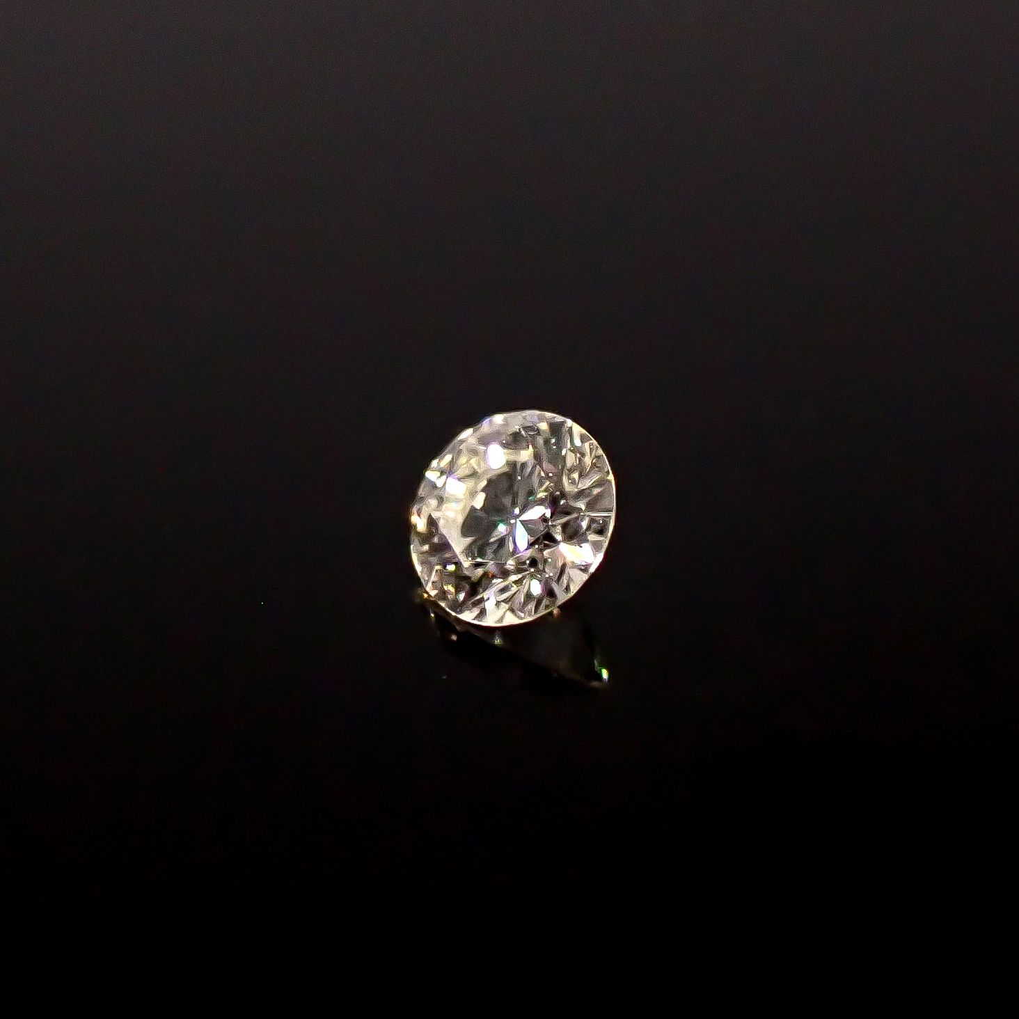 ダイヤモンド SI1-VS ハート&キューピッド 0.058ct / 2.4x2.4mm前後 [251031192]