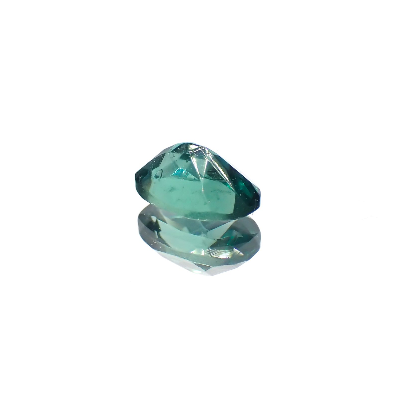 ノーブルモロキサイト マダガスカル産 0.48ct[230321358]5.8x4mm前後