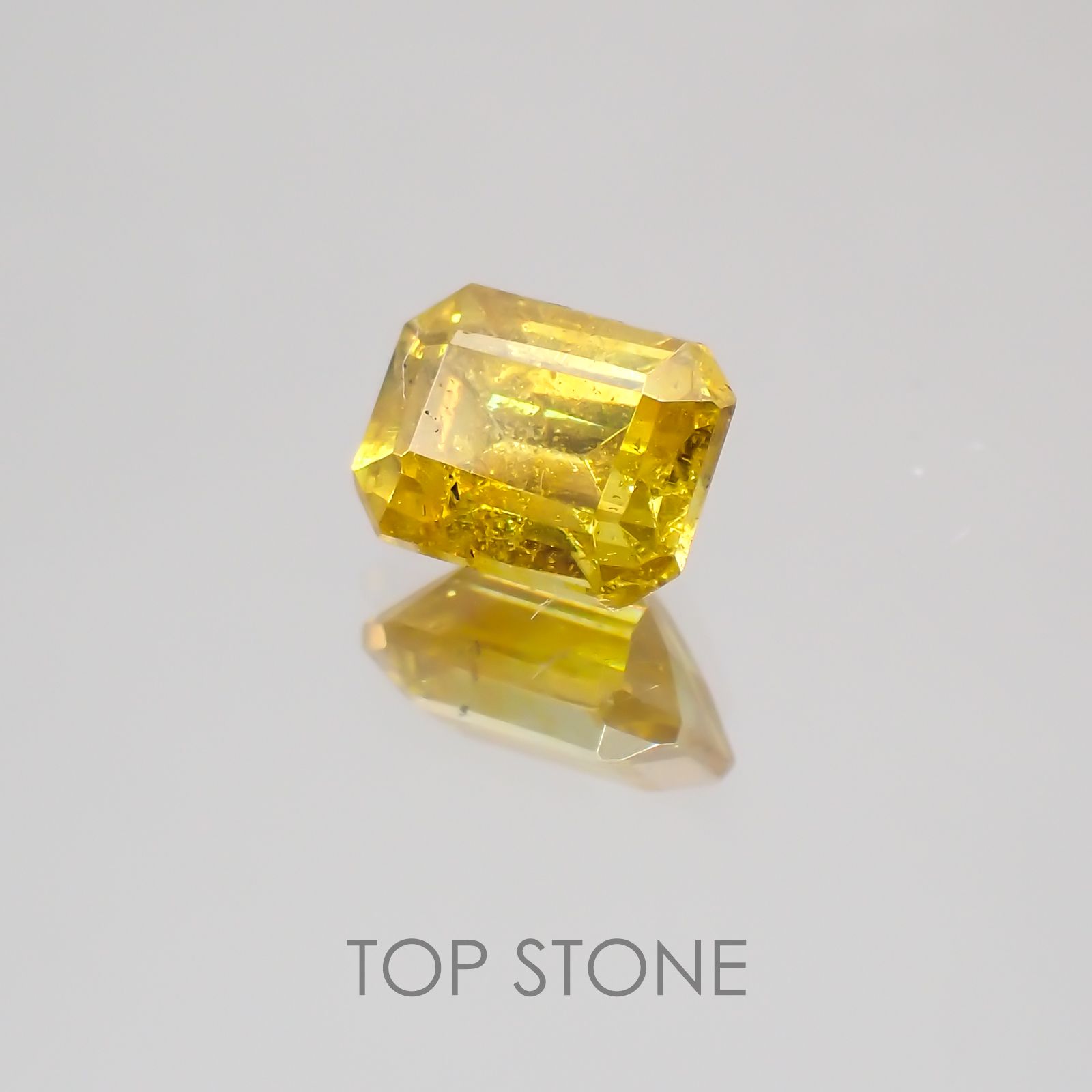 スファレライト スペイン産 ルース 0.59ct[20052334]5×3.7mm前後