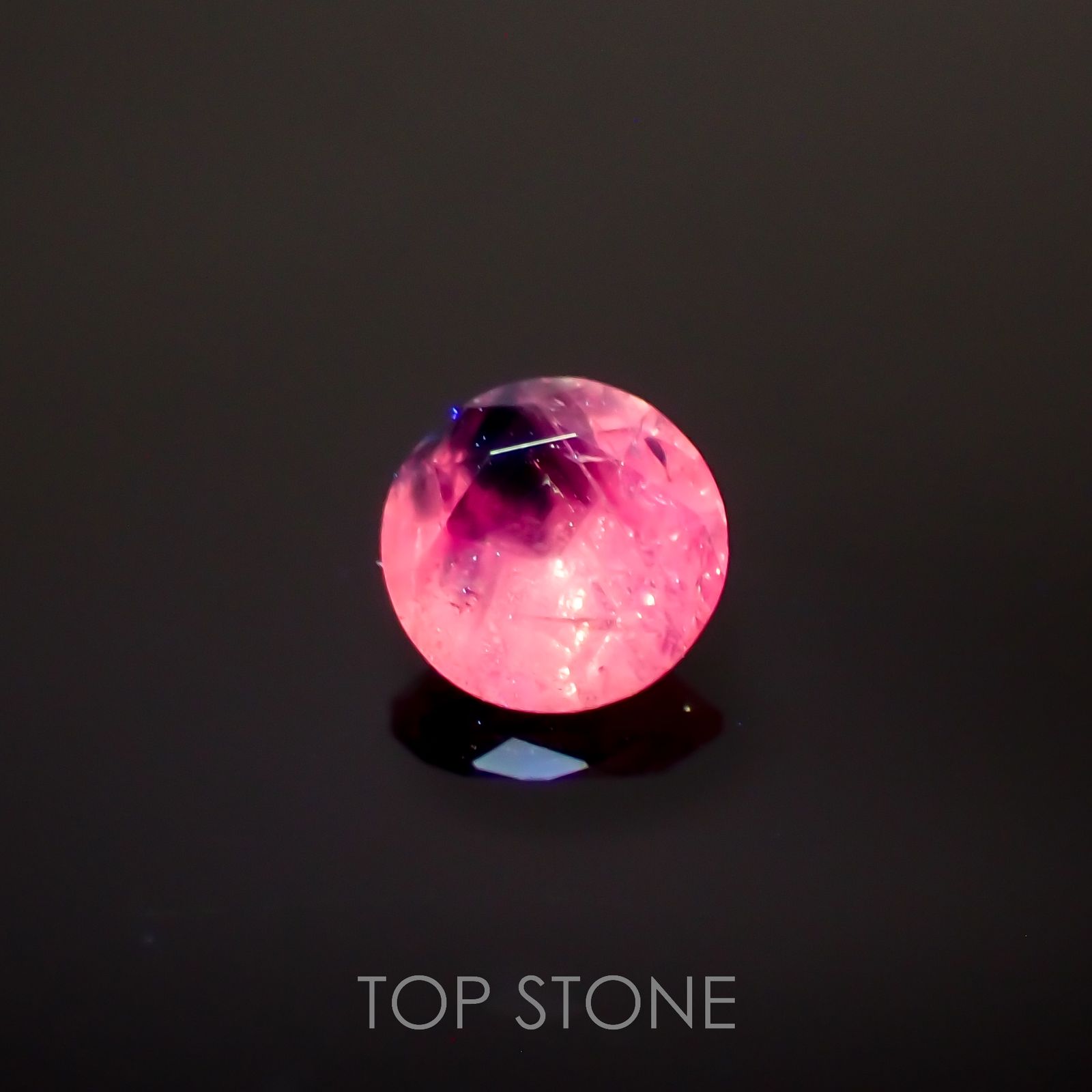ウィンザーサファイア タンザニア・ウィンザー産 0.30ct[221018375]4x4mm前後