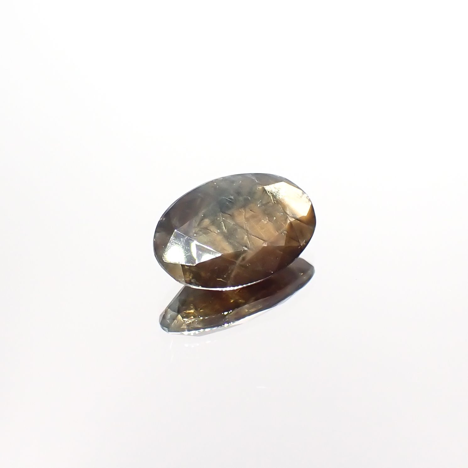ゴールドシーンサファイア非加熱 ケニア産 3.42ct[230321334]12.1x8.1mm前後