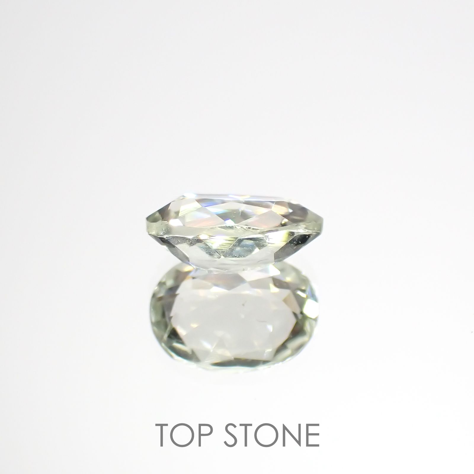 シリマナイト(宝石名シリマナイト)インド産 1.27ct 識別済[221018460]8.1x6.1mm前後