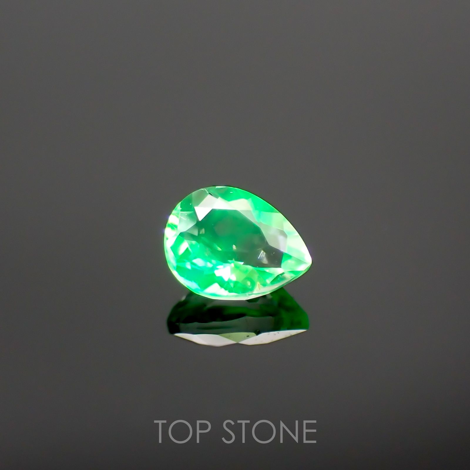 ハイアライトオパール メキシコ産 ルース 0.07ct[210711153]3.3×2.6mm前後