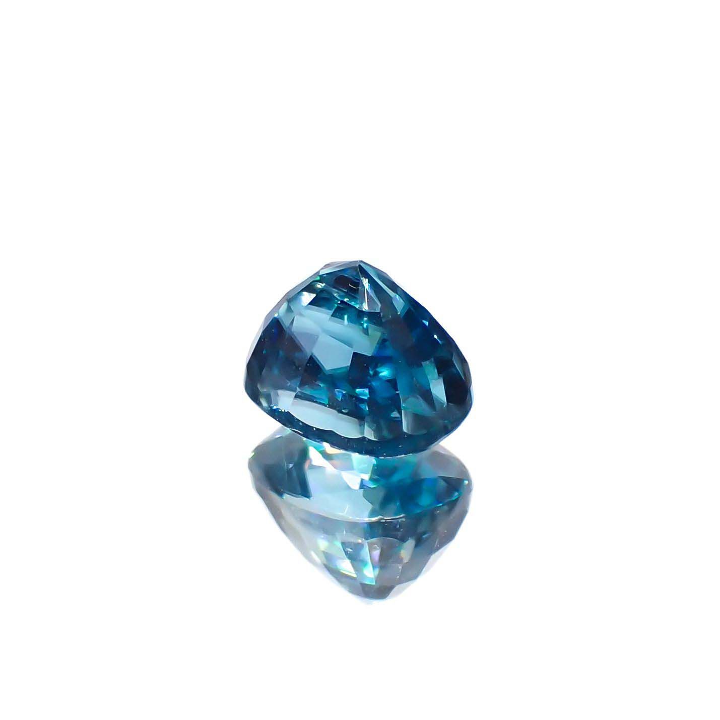 ラタナキリブルージルコン カンボジア産 1.34ct[220917923]5.7x4.5mm前後
