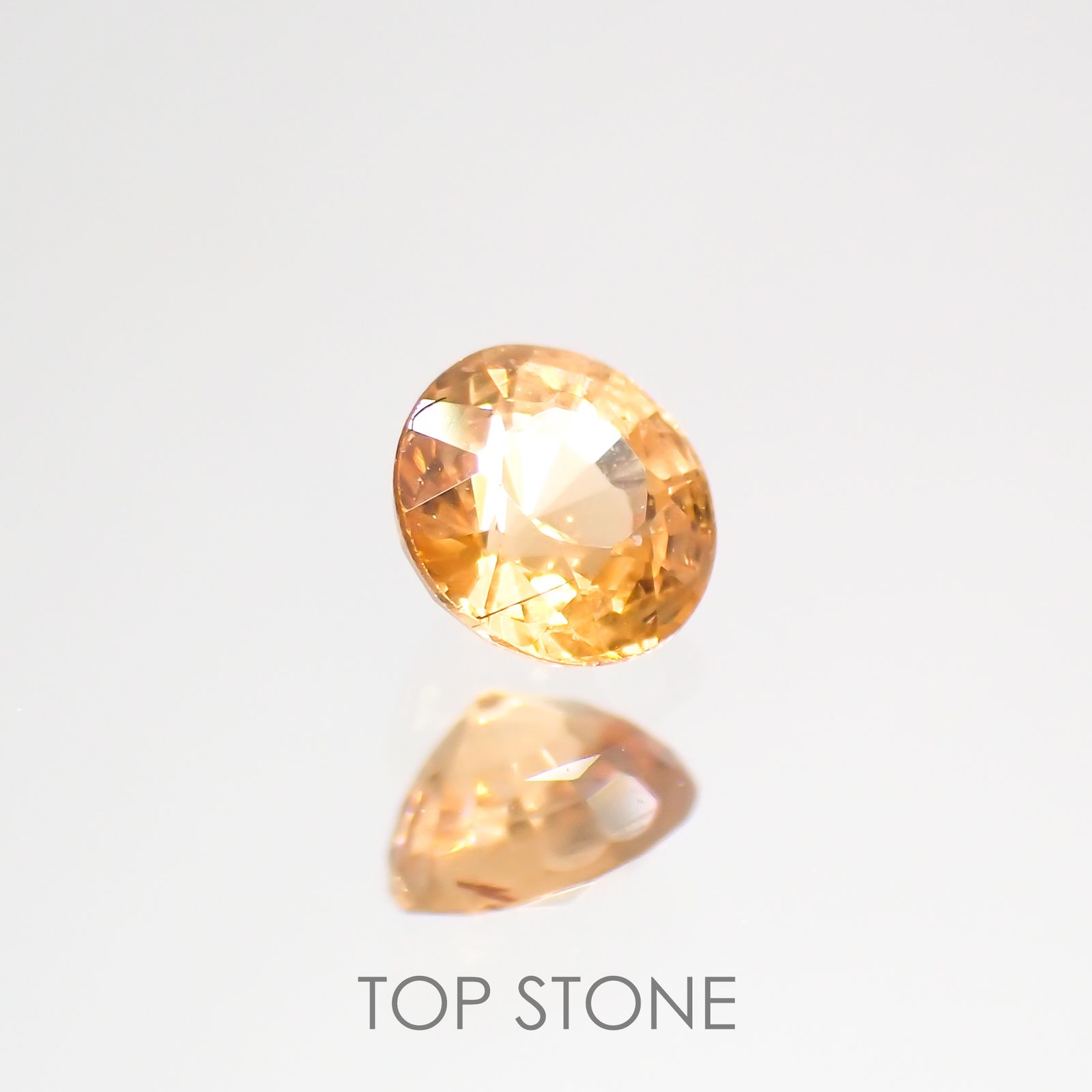 スペサルティンガーネット ケニア産 0.24ct[220114181]3.5x3.5mm前後