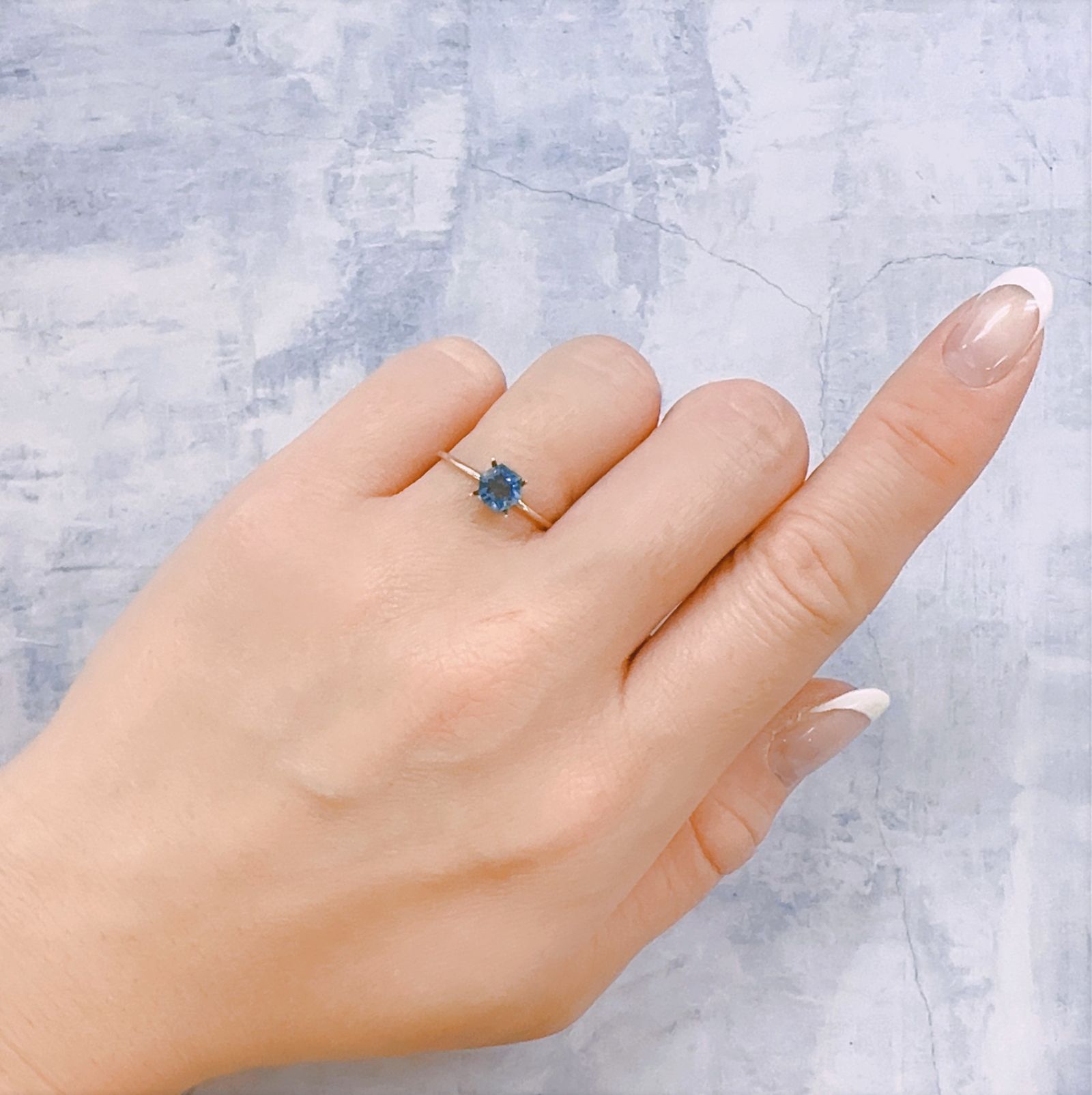 ◇ヘキサゴンカット◇サンタマリアアクアマリン ブラジル産 0.56ct[230119921]5.1x5mm前後
