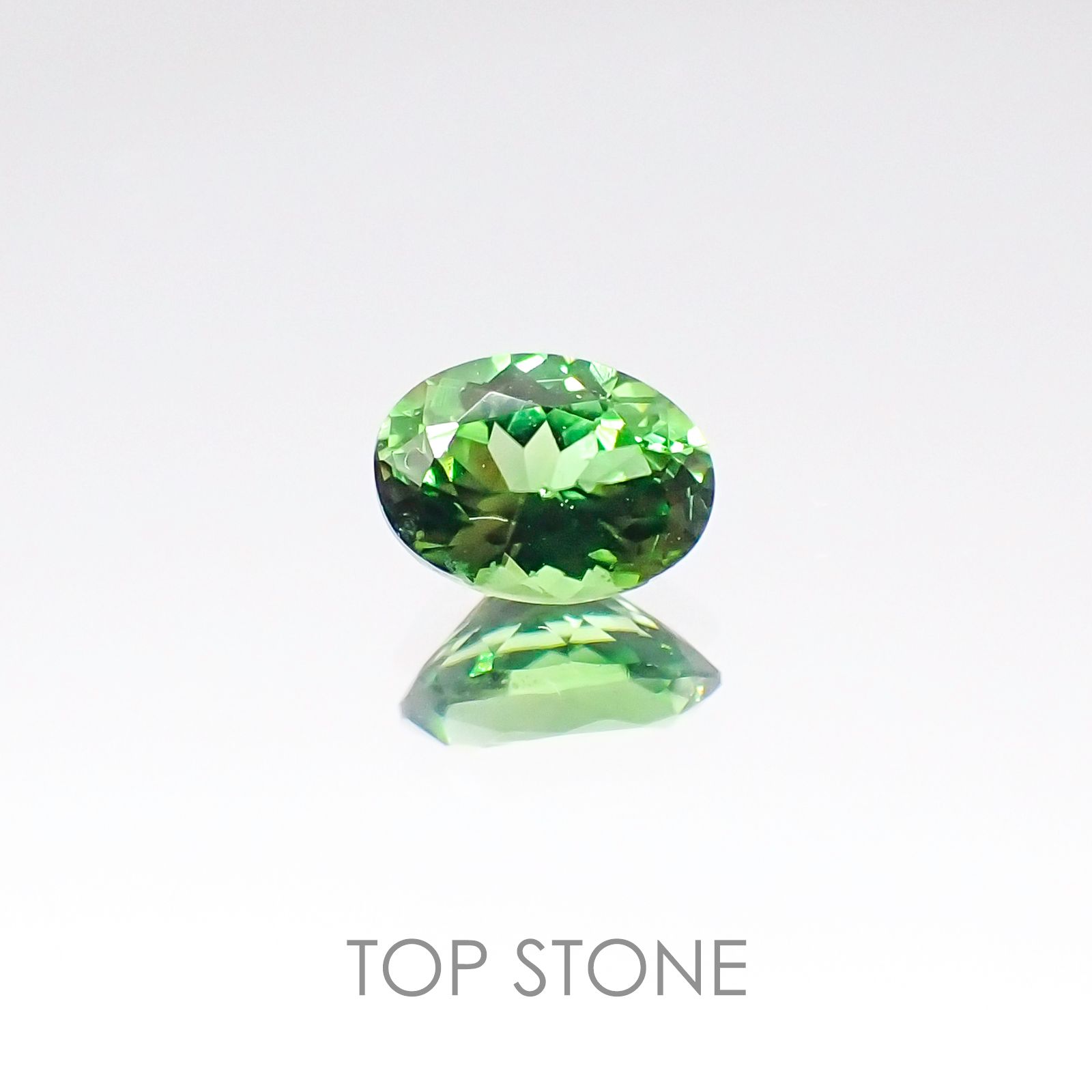 クロムトルマリン(宝石名クロム・トルマリン) タンザニア産 0.37ct 識別済[20096217]5.4×3.9mm前後