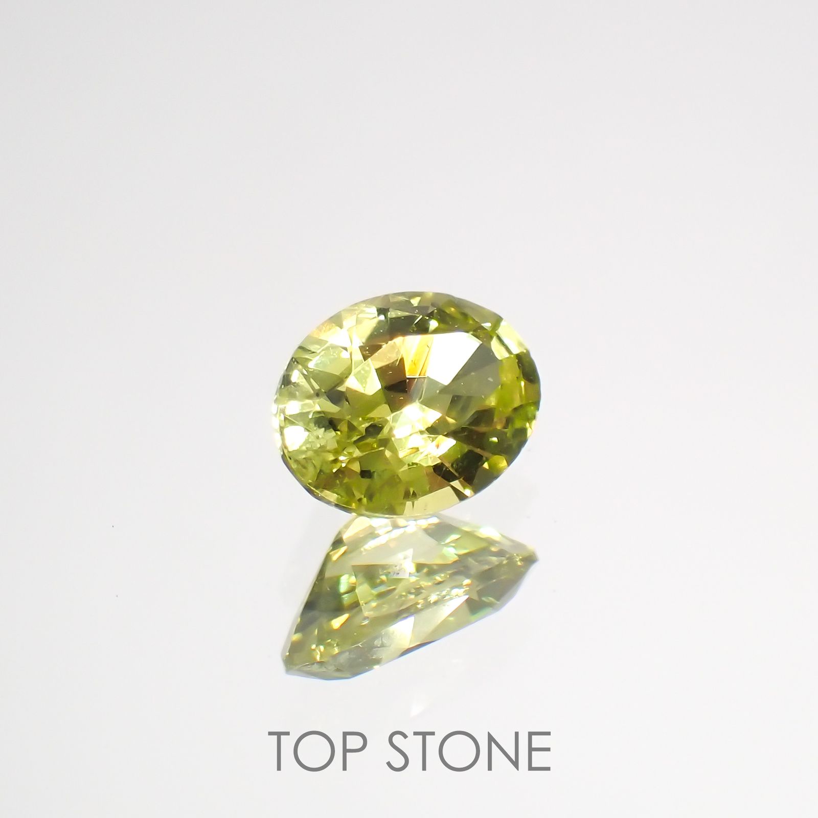 クリソベリル(宝石名クリソベリル)マダガスカル産 0.50ct 識別済[220114488]5.7x4.2mm前後