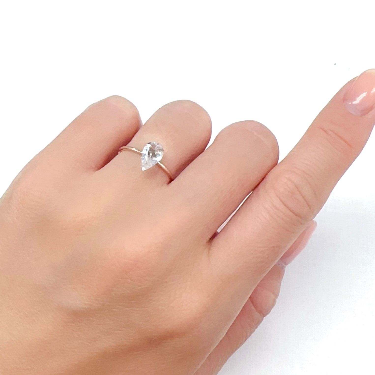 フェナカイト ブラジル産 0.88ct[240427265]8.4x5.5mm前後
