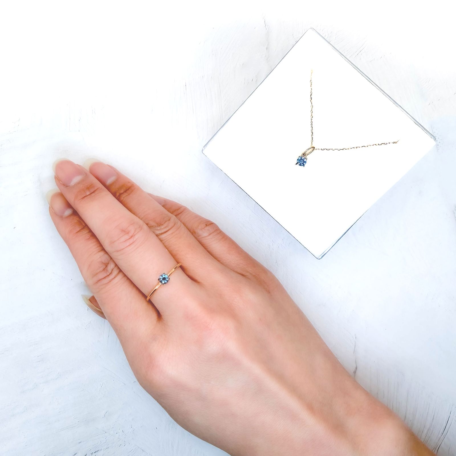 ◇ペアセット◇サンタマリアアクアマリン ブラジル産 0.30ct(2pcs合計) / 3.4x3.4mm前後 [260231764]