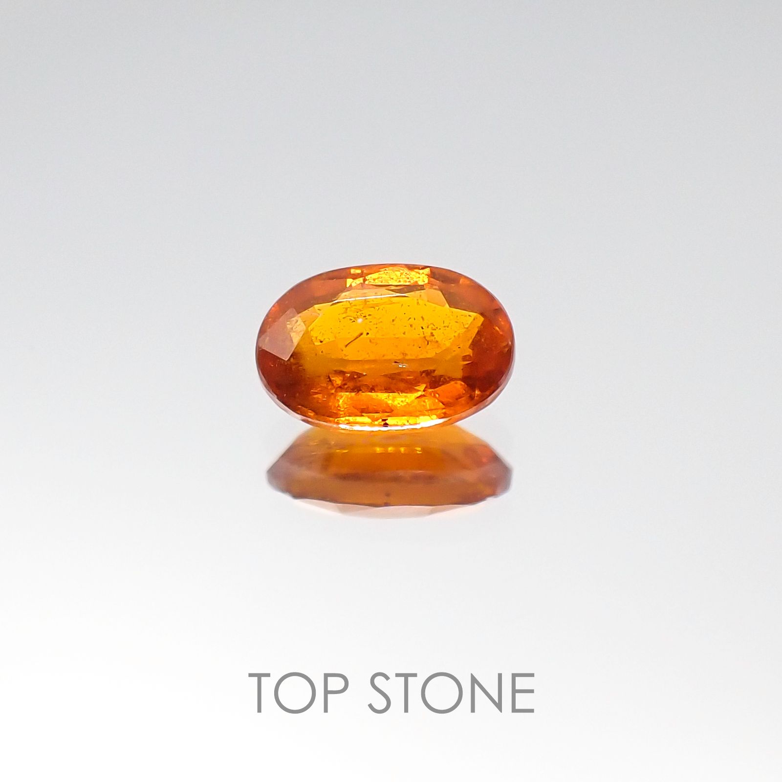 オレンジカイヤナイト タンザニア産 ルース 0.55ct[20096007]6.1×4.1mm前後