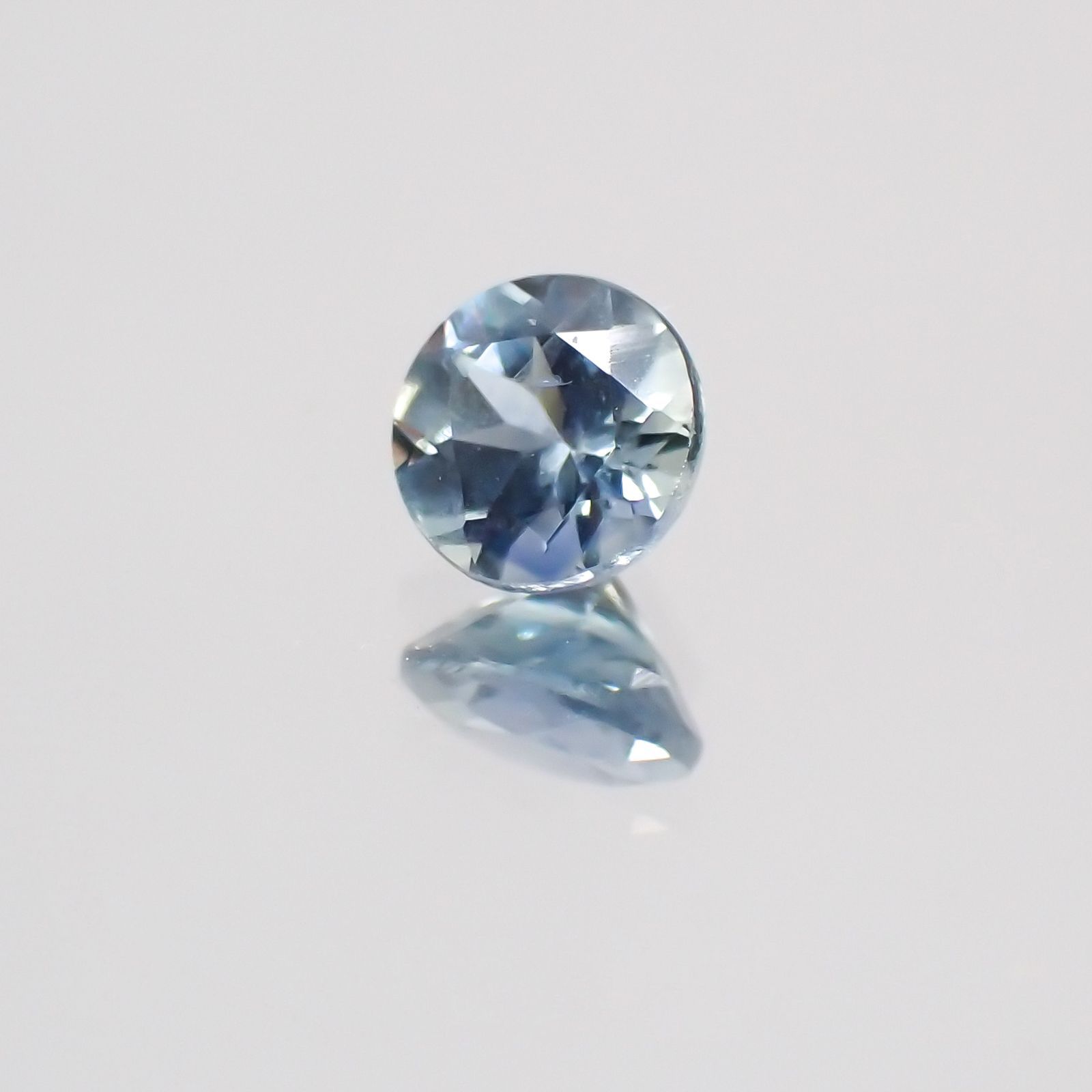 モンタナサファイア アメリカ産 ルース 0.24ct[21019487]3.6×3.6mm前後