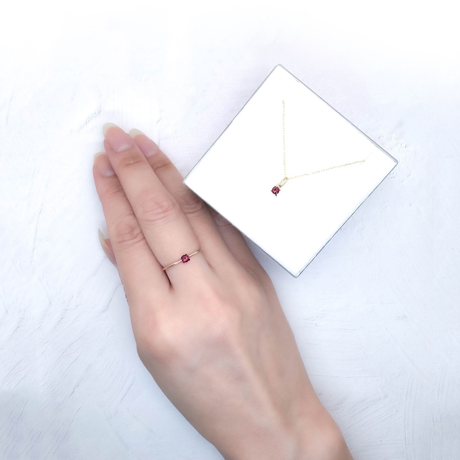 ◇ペアセット◇ルベライト ブラジル産 0.25ct(2pcs合計) / 2.9x2.9mm前後 [251031165]