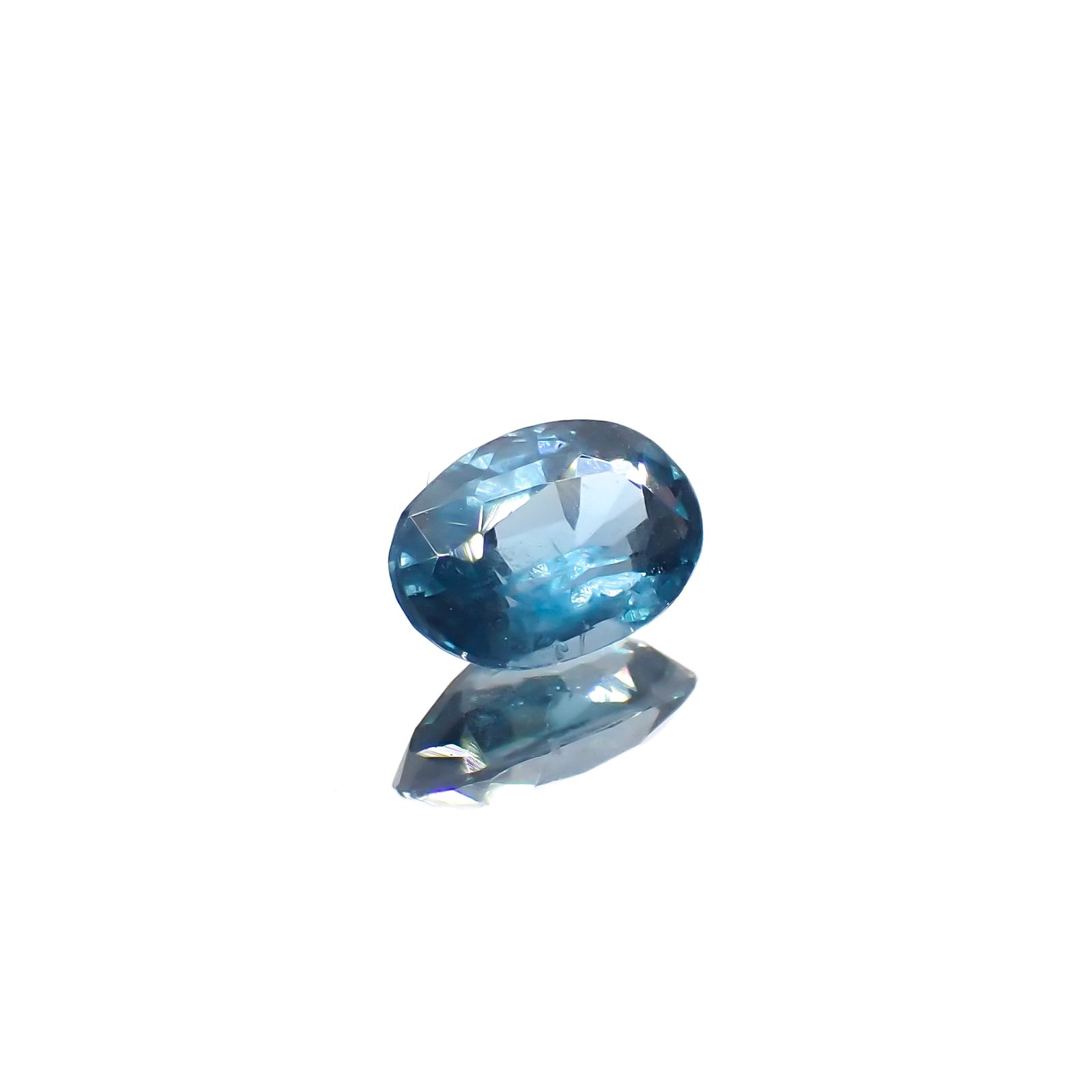 オーシャンブルーカイヤナイト(宝石名カイヤナイト)インド・オリッサ産 0.54ct 識別済[240326695]6x4mm前後