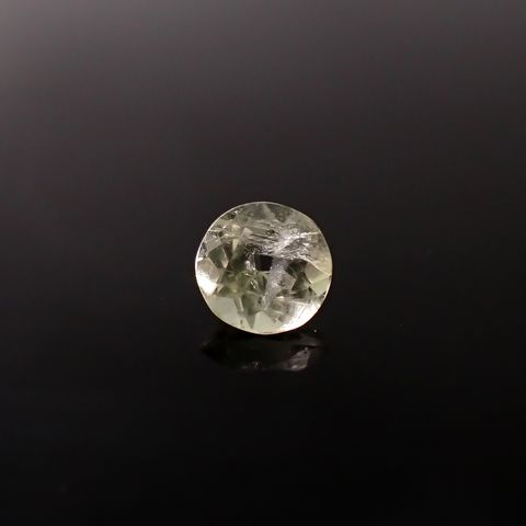 ブラジリアナイト(宝石名ブラジリアナイト)ブラジル産 識別済 0.70ct / 5.5x5.4mm前後 [260131493]