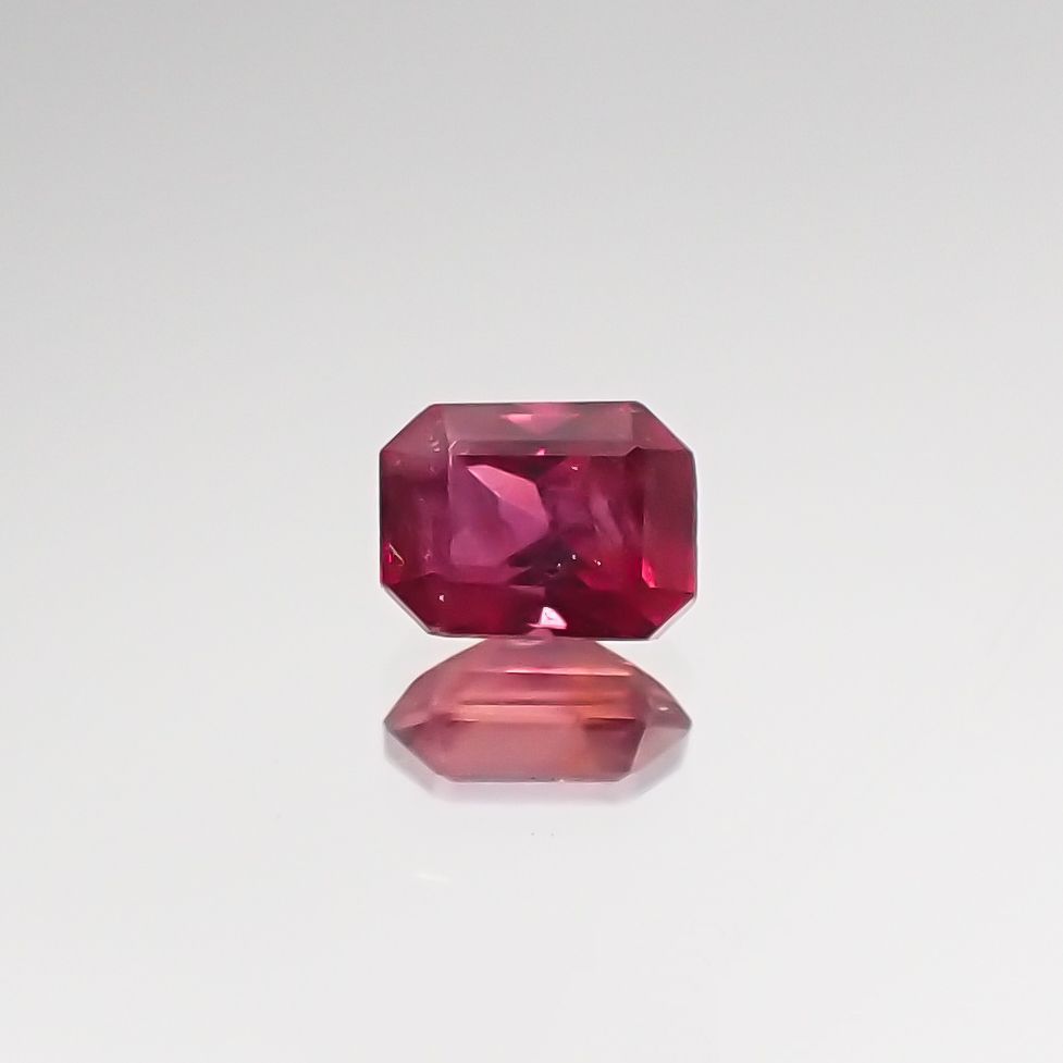 └誕生石から探す / 7月の誕生石 ルビー (Ruby) 紅玉 通販 | TOP STONE(トップストーン)