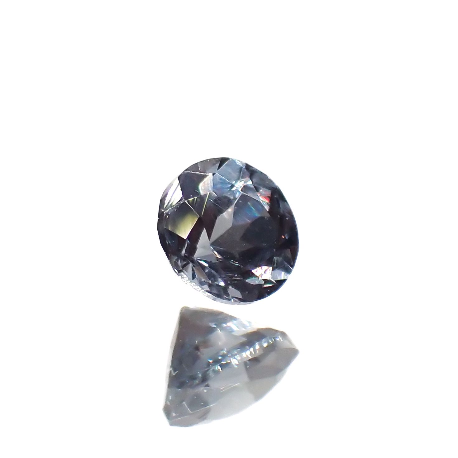 カラーチェンジガーネット アレキタイプ マダガスカル・ベキリー産 0.15ct[230522179]2.9x2.9mm前後