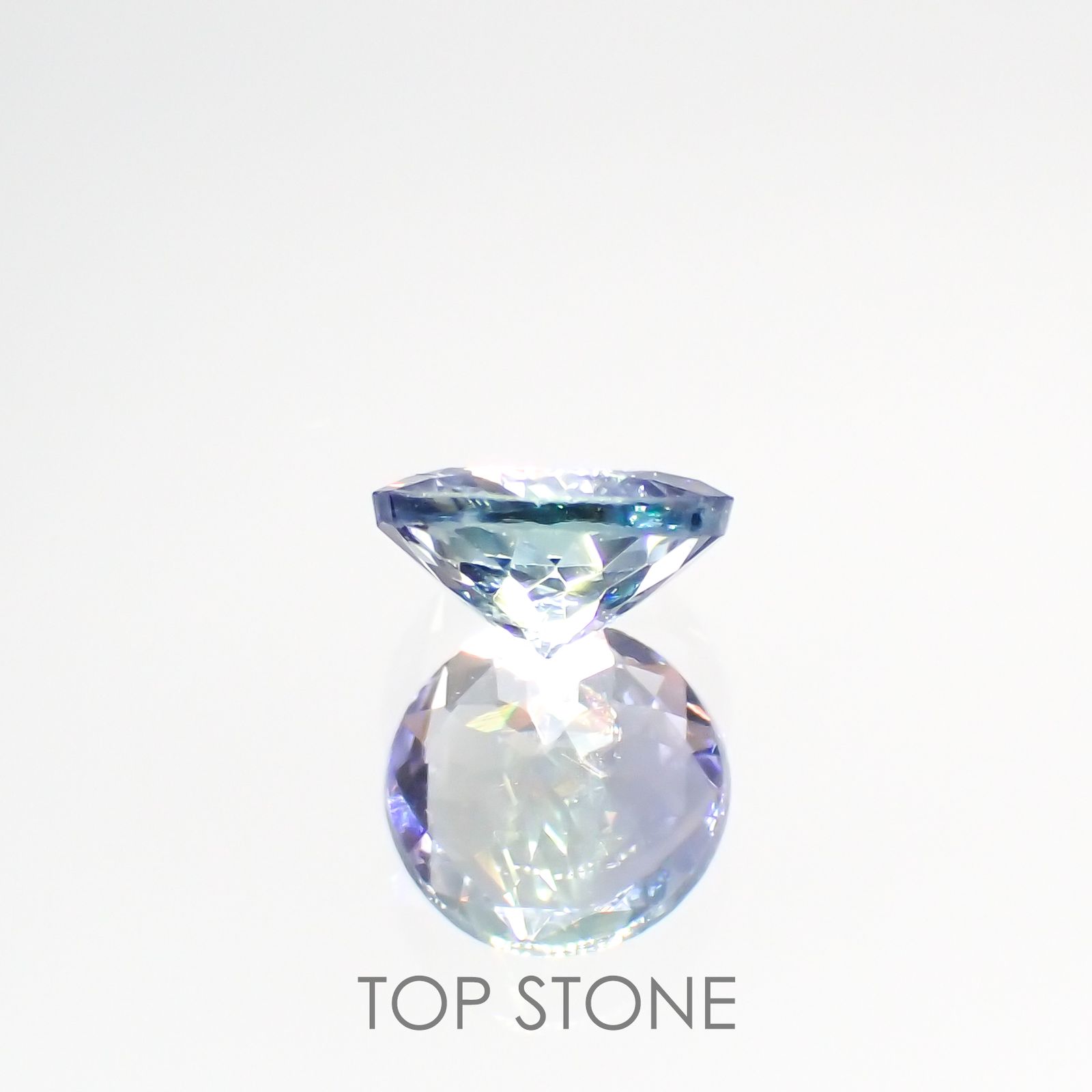 バイカラータンザナイト(ゾイサイト) タンザニア産 ルース 0.72ct[210912657]5.9×5.8mm前後