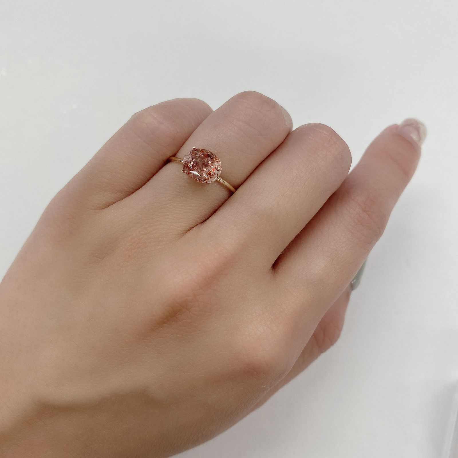 ファイヤークォーツ ナイジェリア産 ルース 1.78ct[210410206]8.6×7mm前後